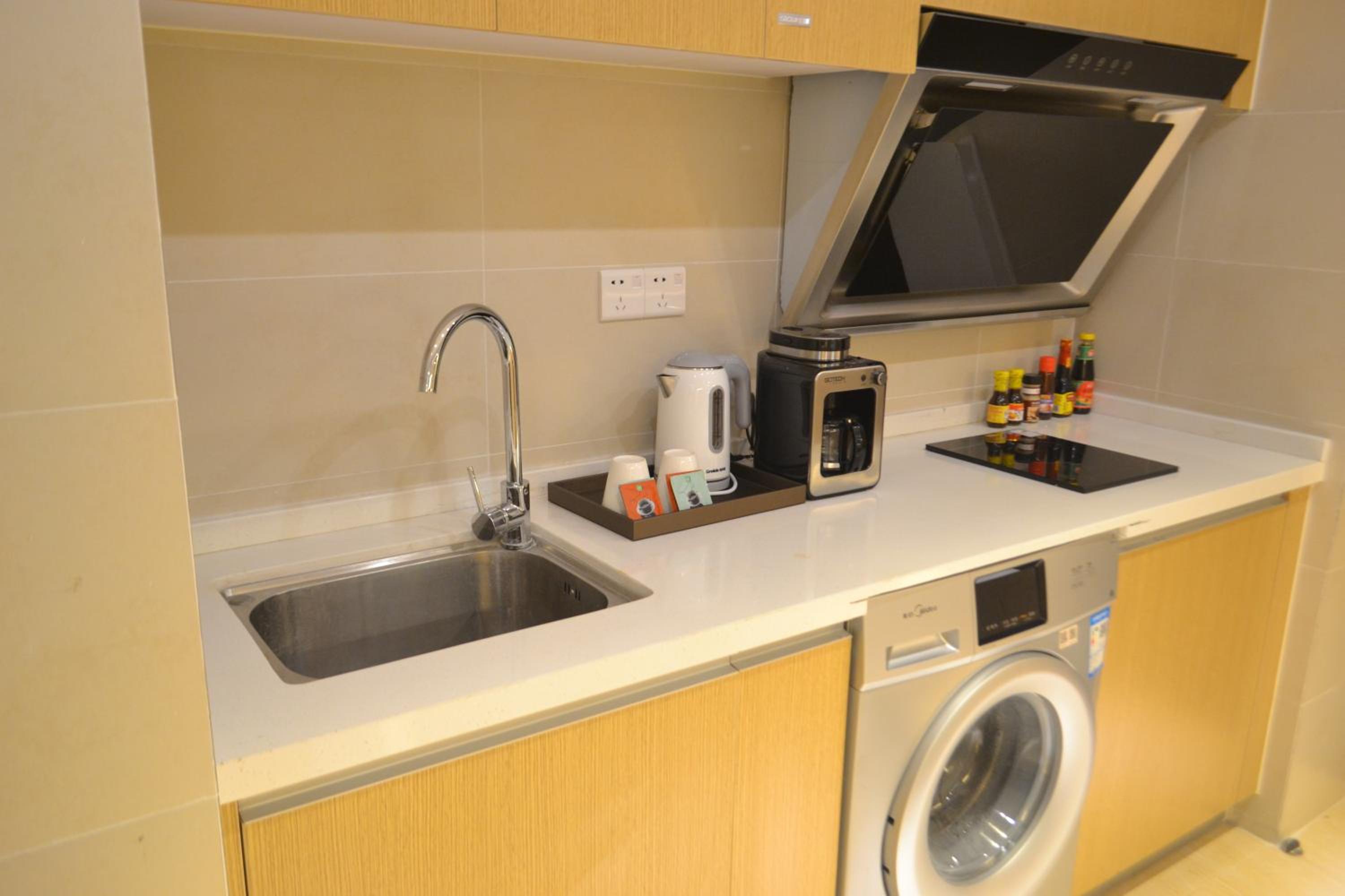 Yumi Huanju Apartment -广州东站 燕塘地铁站店