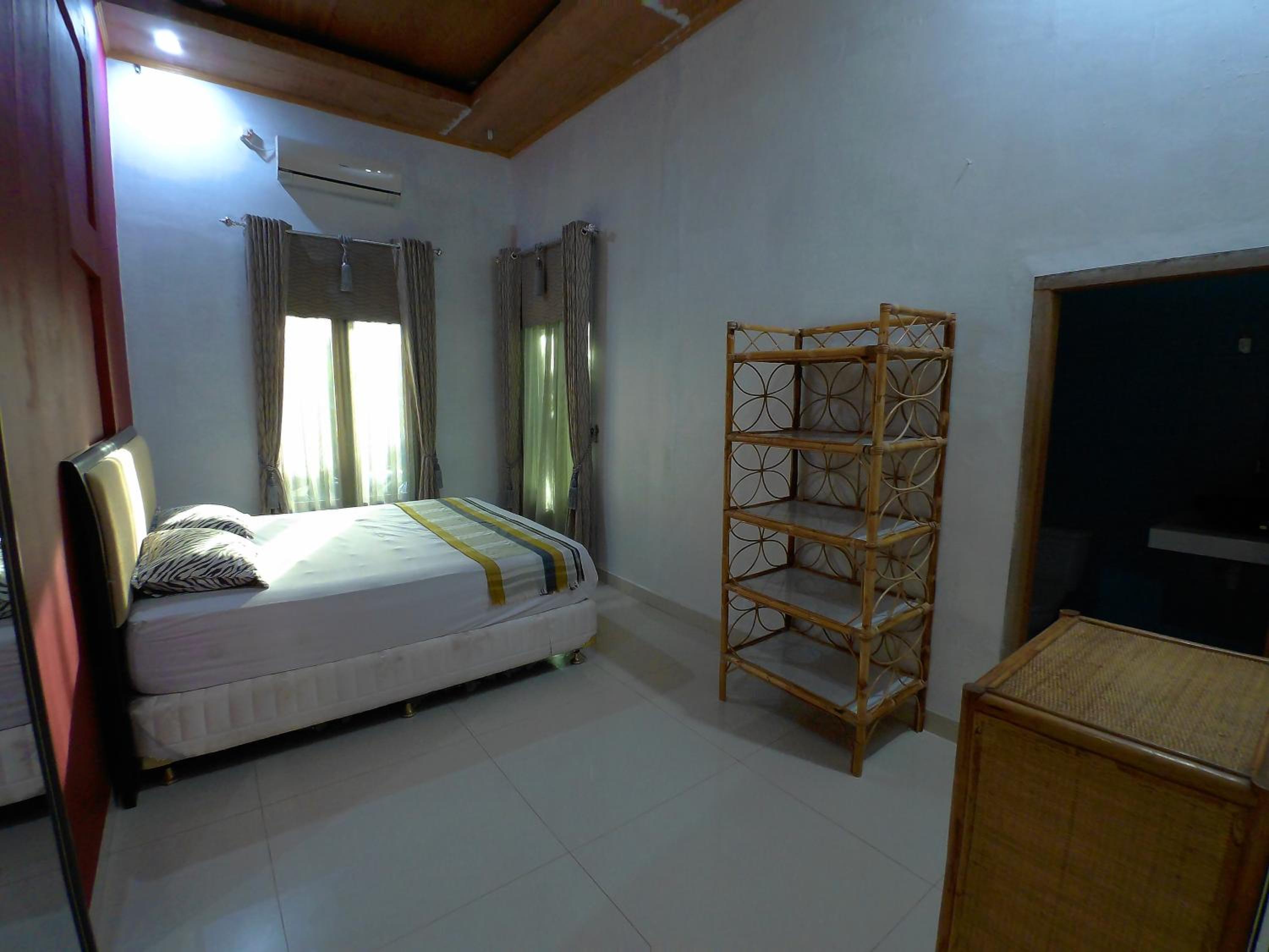 Eddie's Homestay view 4