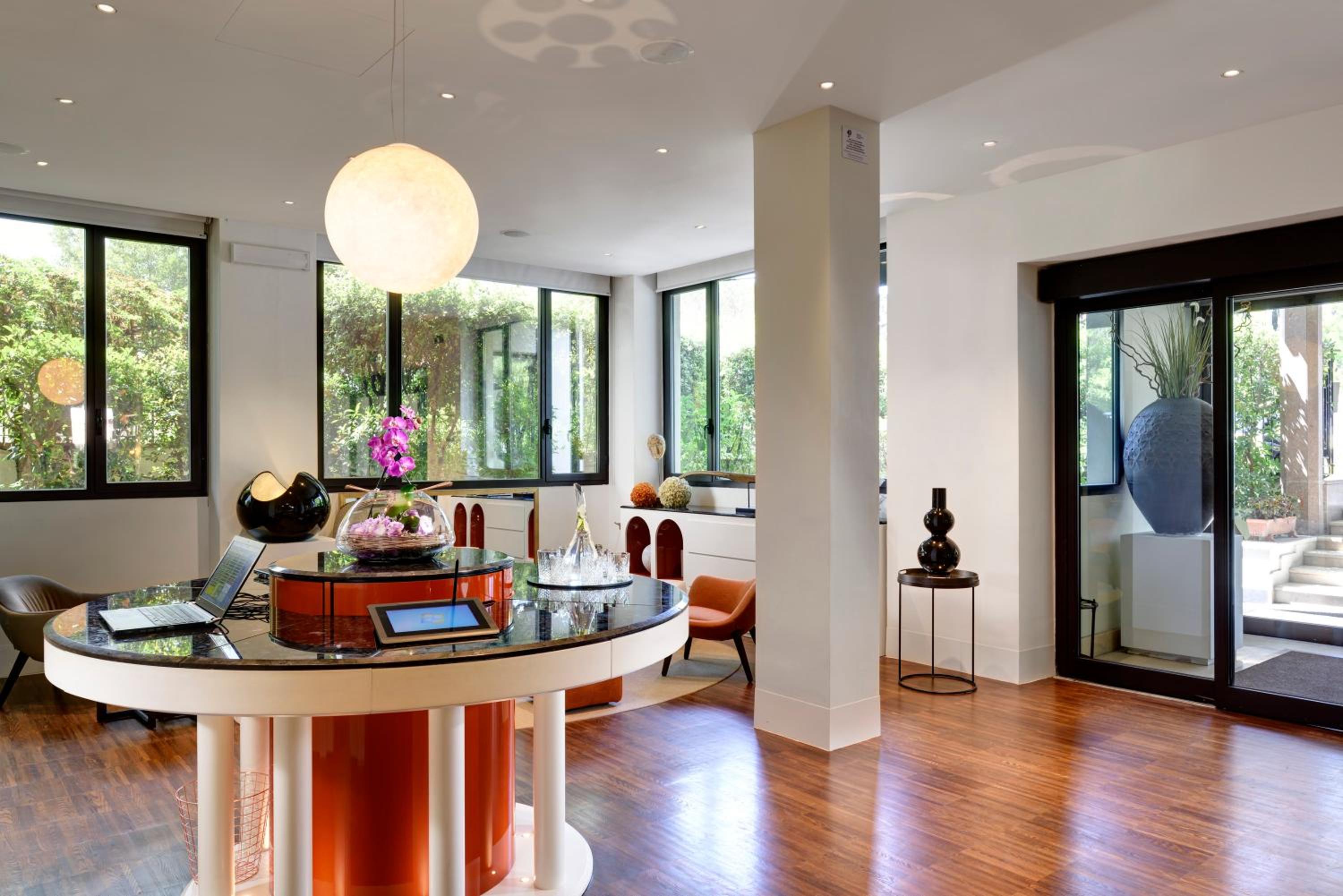 Hotel Pulitzer en Rome — recepcion & lobby