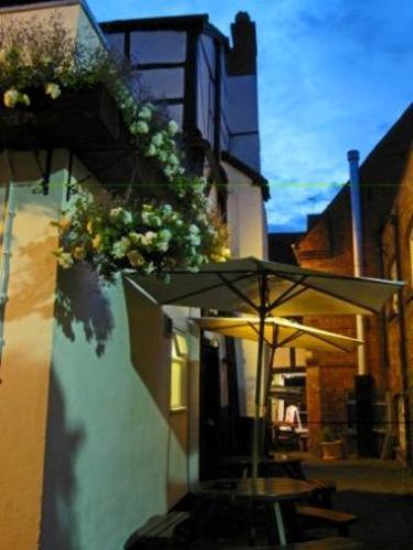 Hotel Old Post Office - Image 1