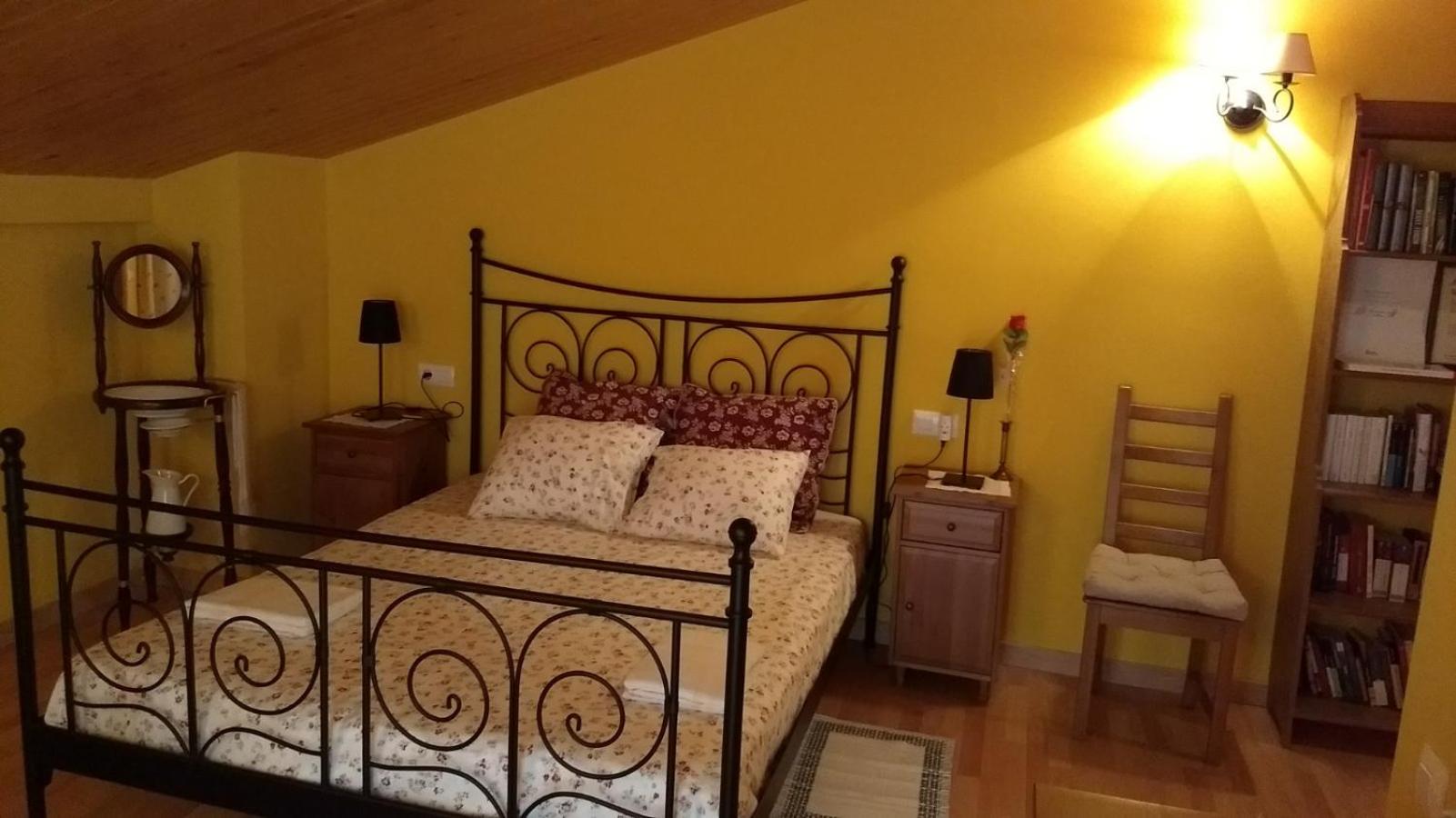 Casa Montenegro Las Colladas view 3