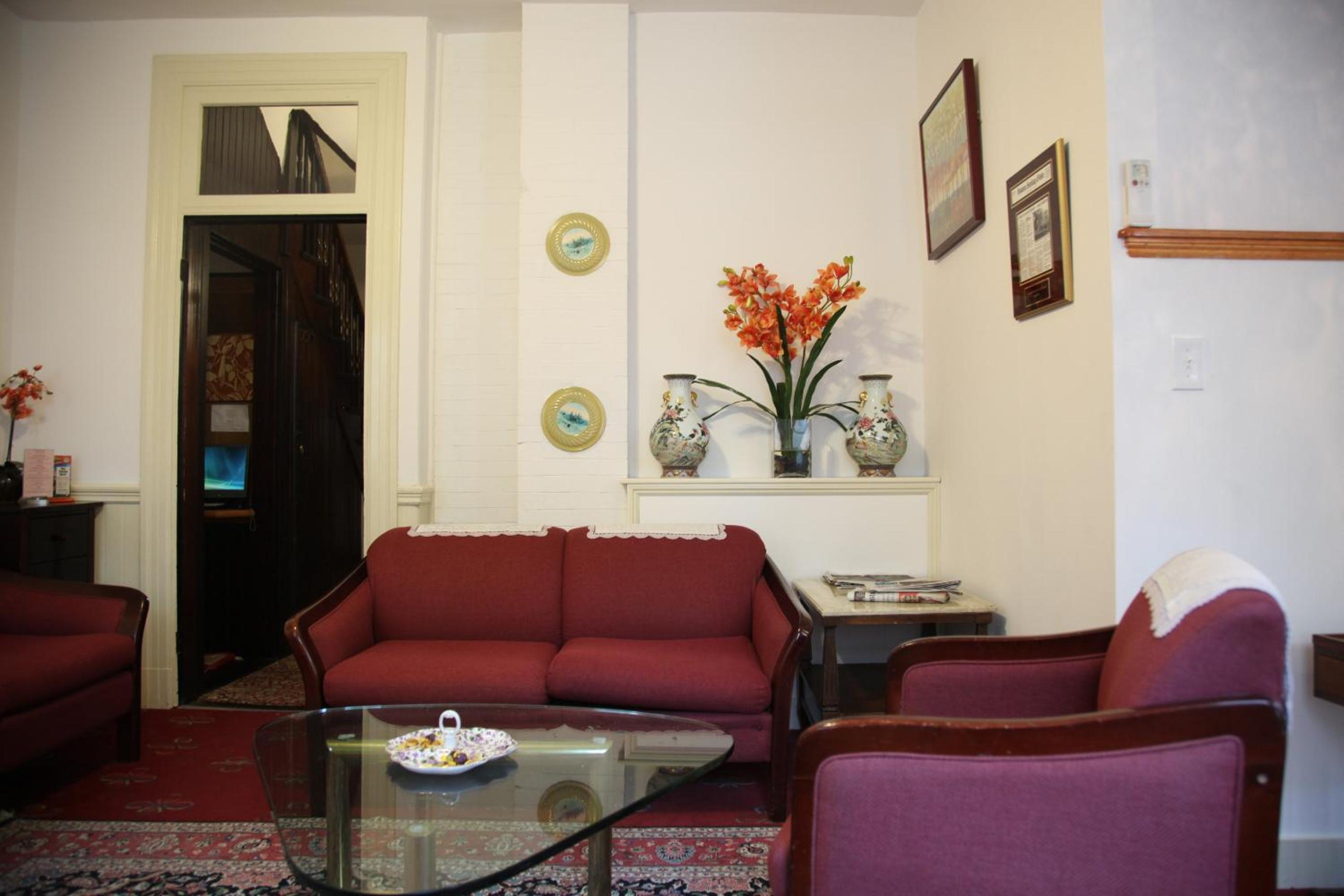 Boston Vacations - A Friendly Inn at Harvard - Property Image 4