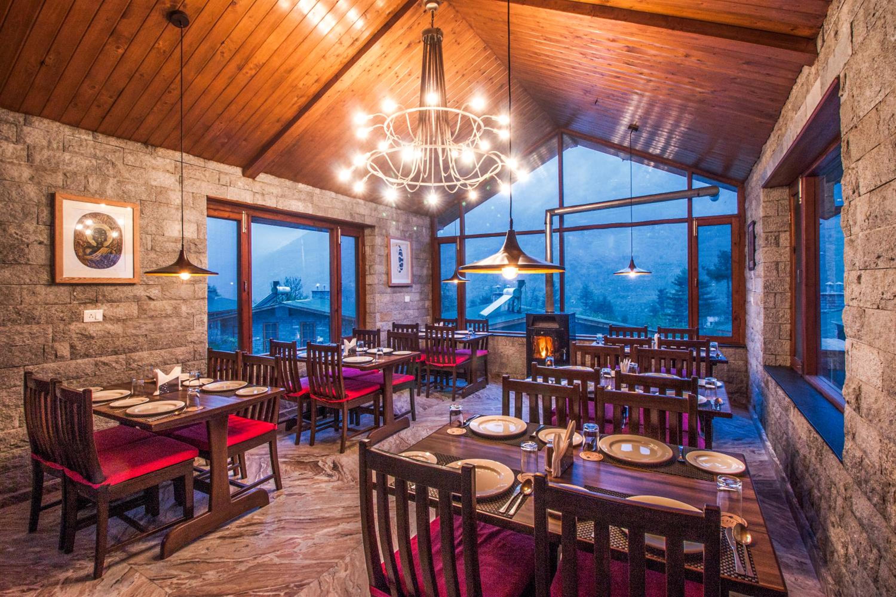 Larisa Resort Manali