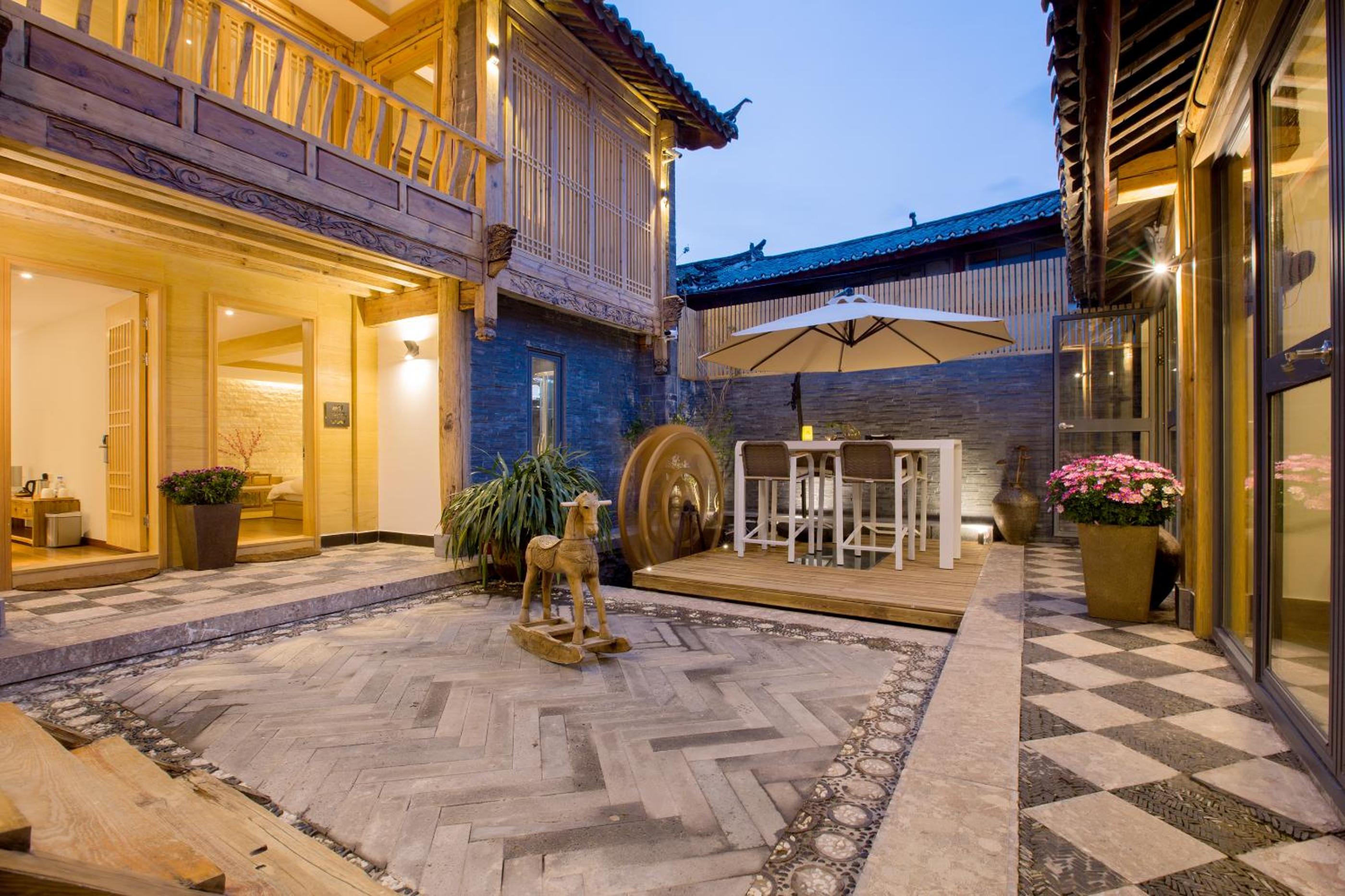 Lijiang Sunshine Nali Inn