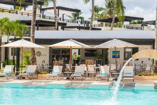 Aligio Beachfront Paradise