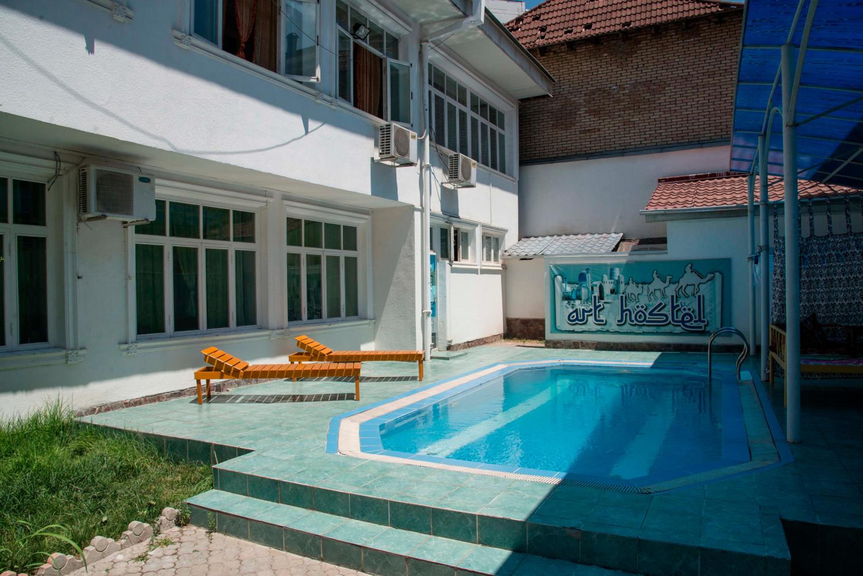 Art Hostel