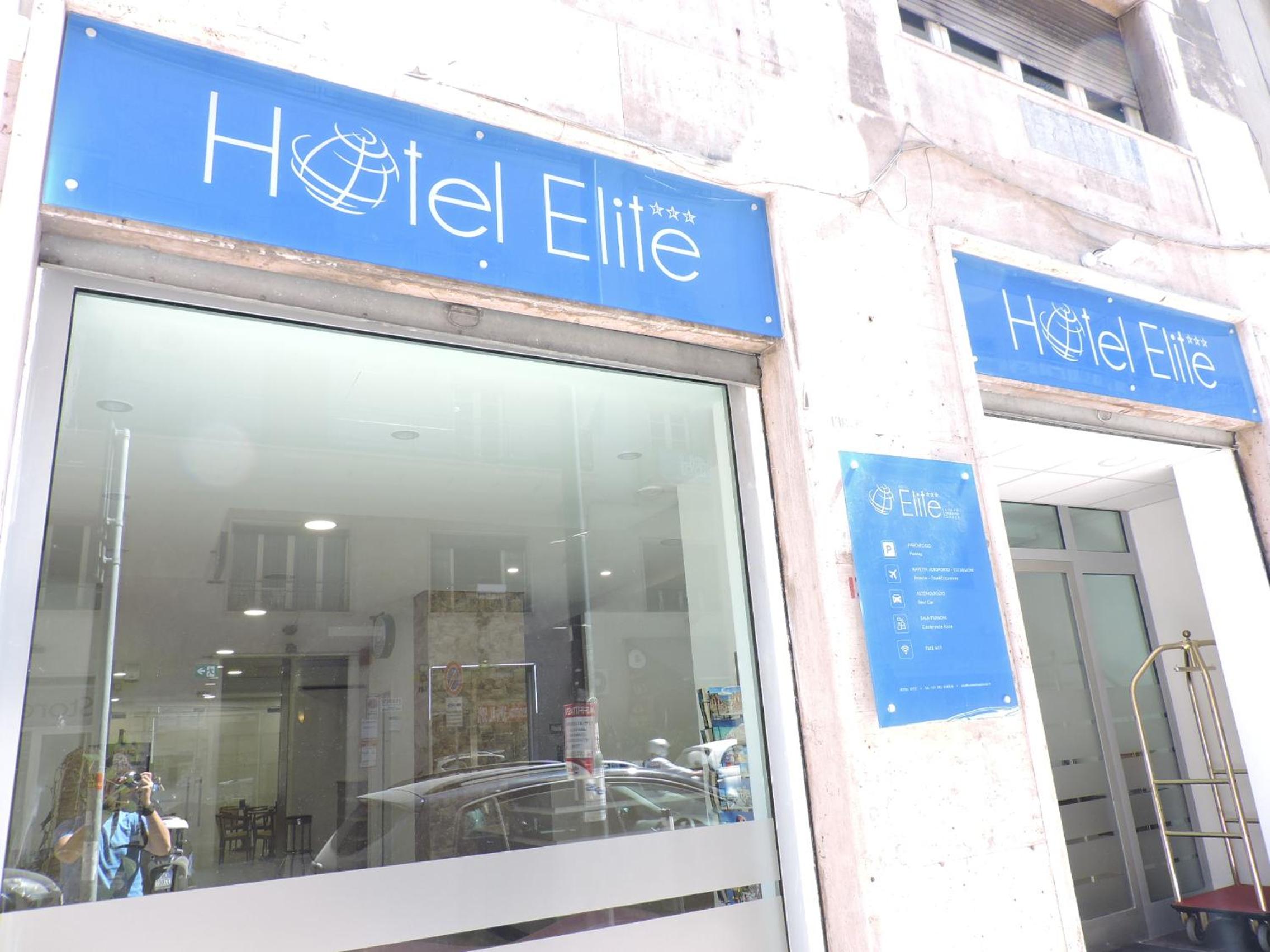 Hotel Elite - Image 1