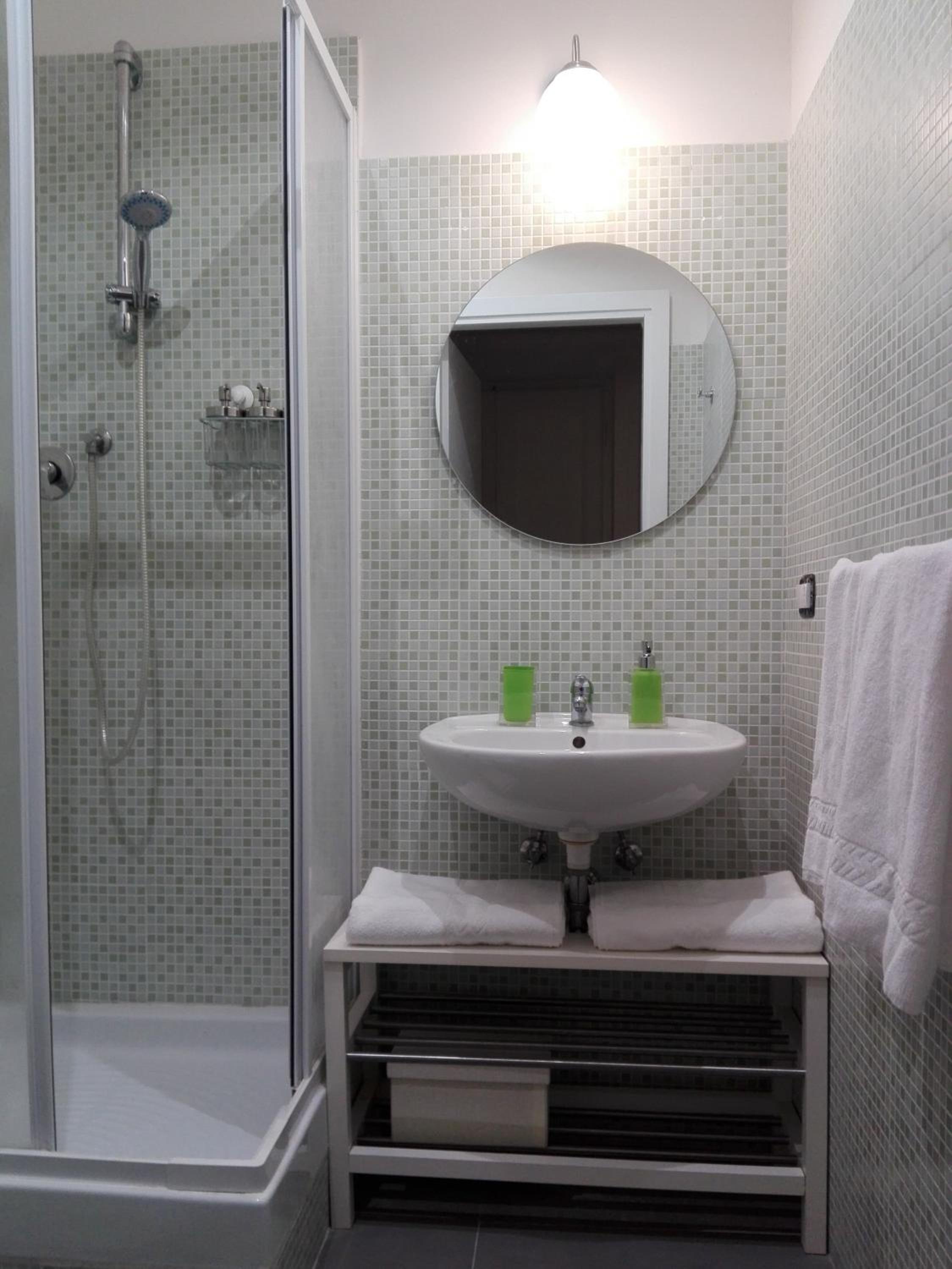 Domus Crescenzio - Guest House