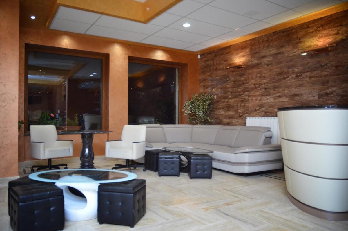 hotel reception
