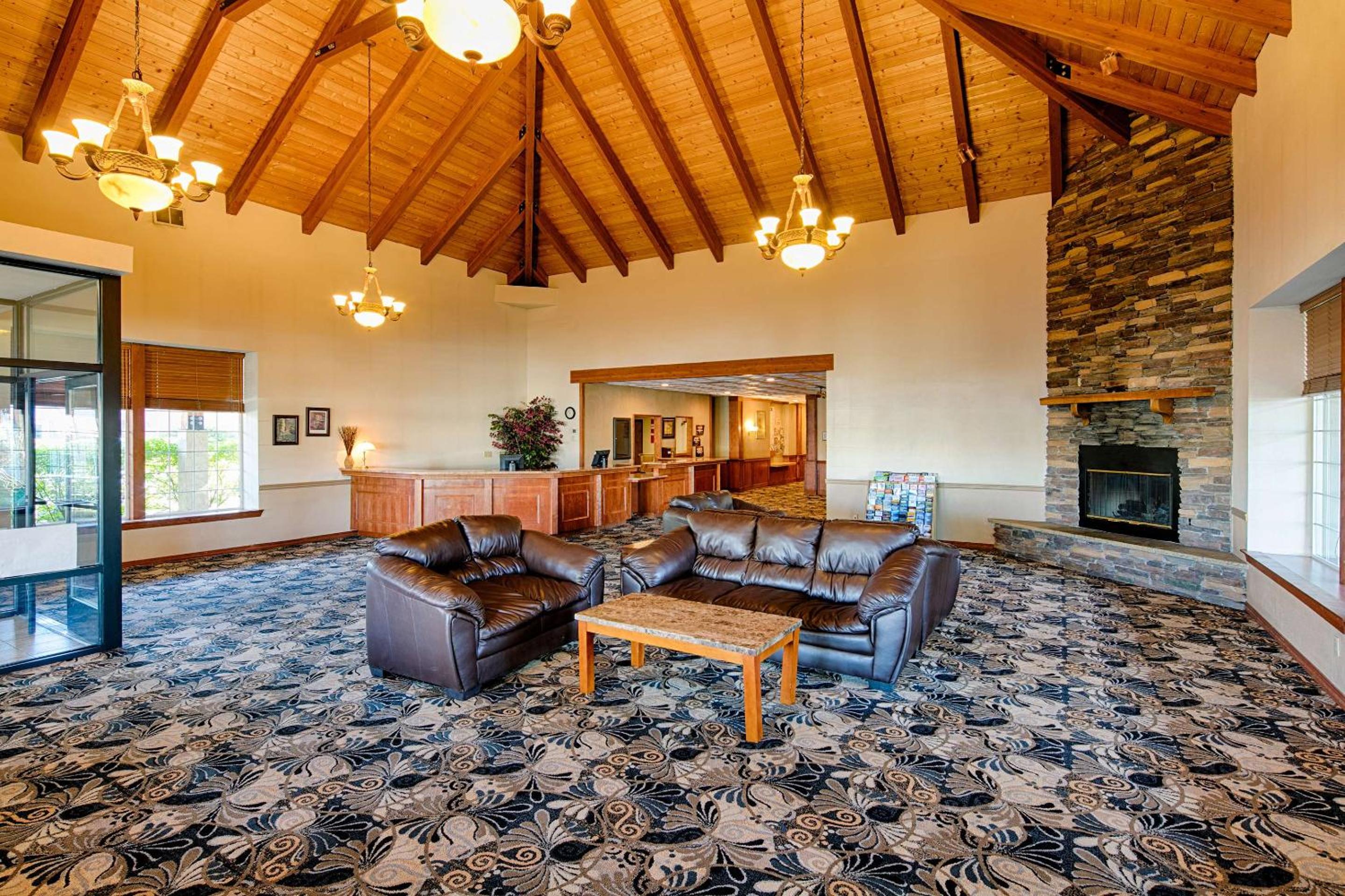 Ellensburg Vacations - Red Lion Hotel Ellensburg - Property Image 5