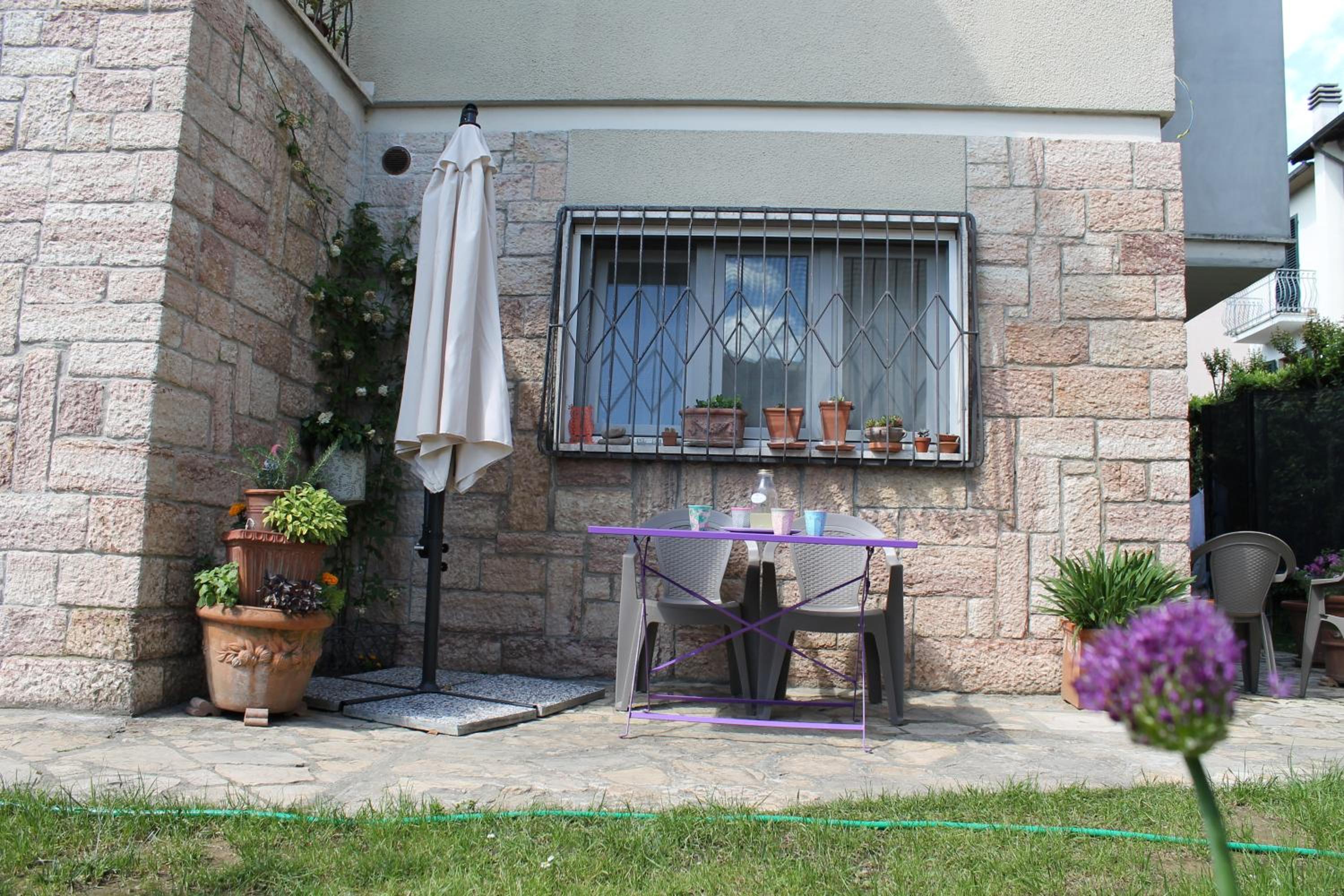 Robin's nest view 5