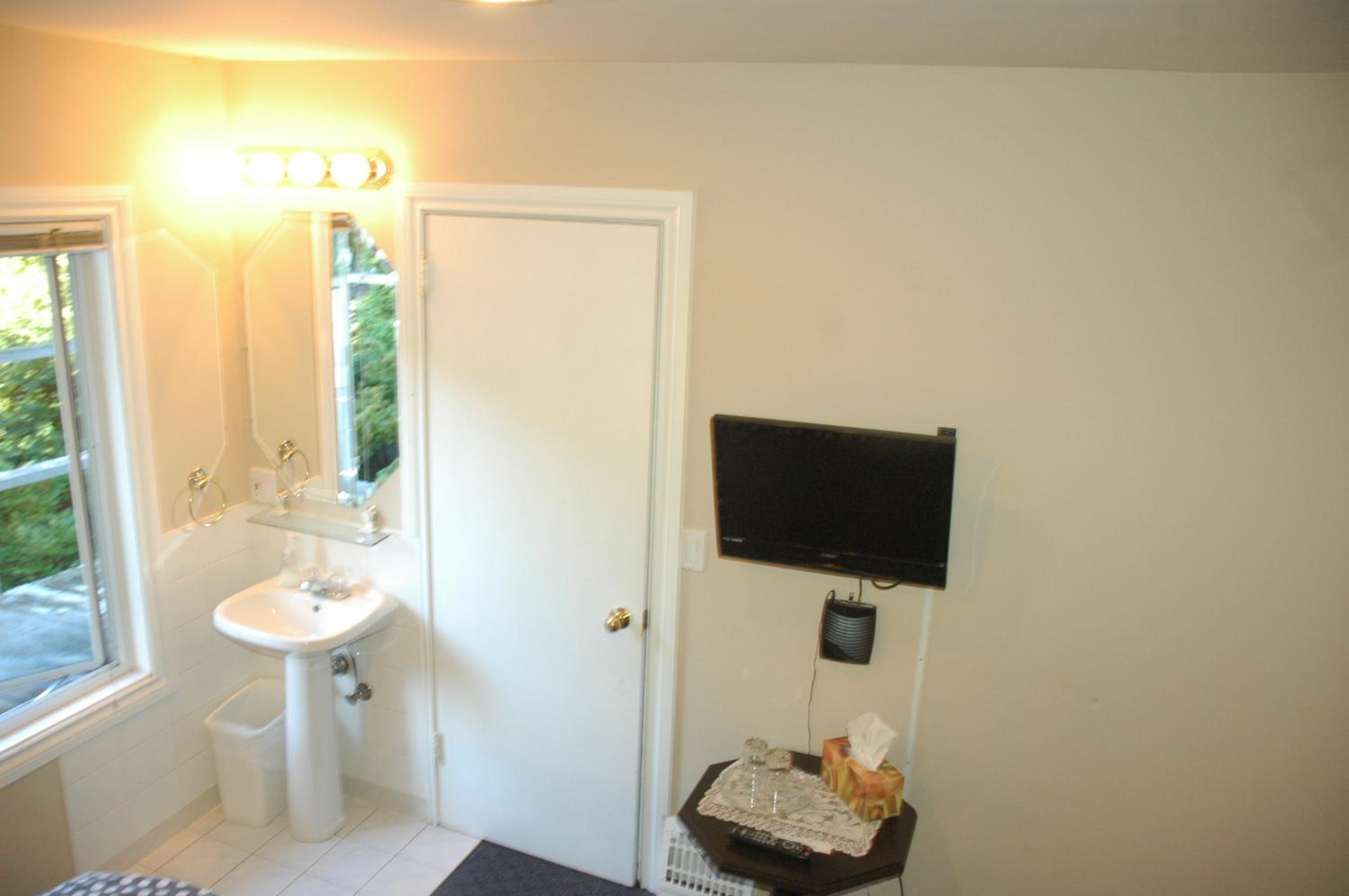 Cambie Lodge