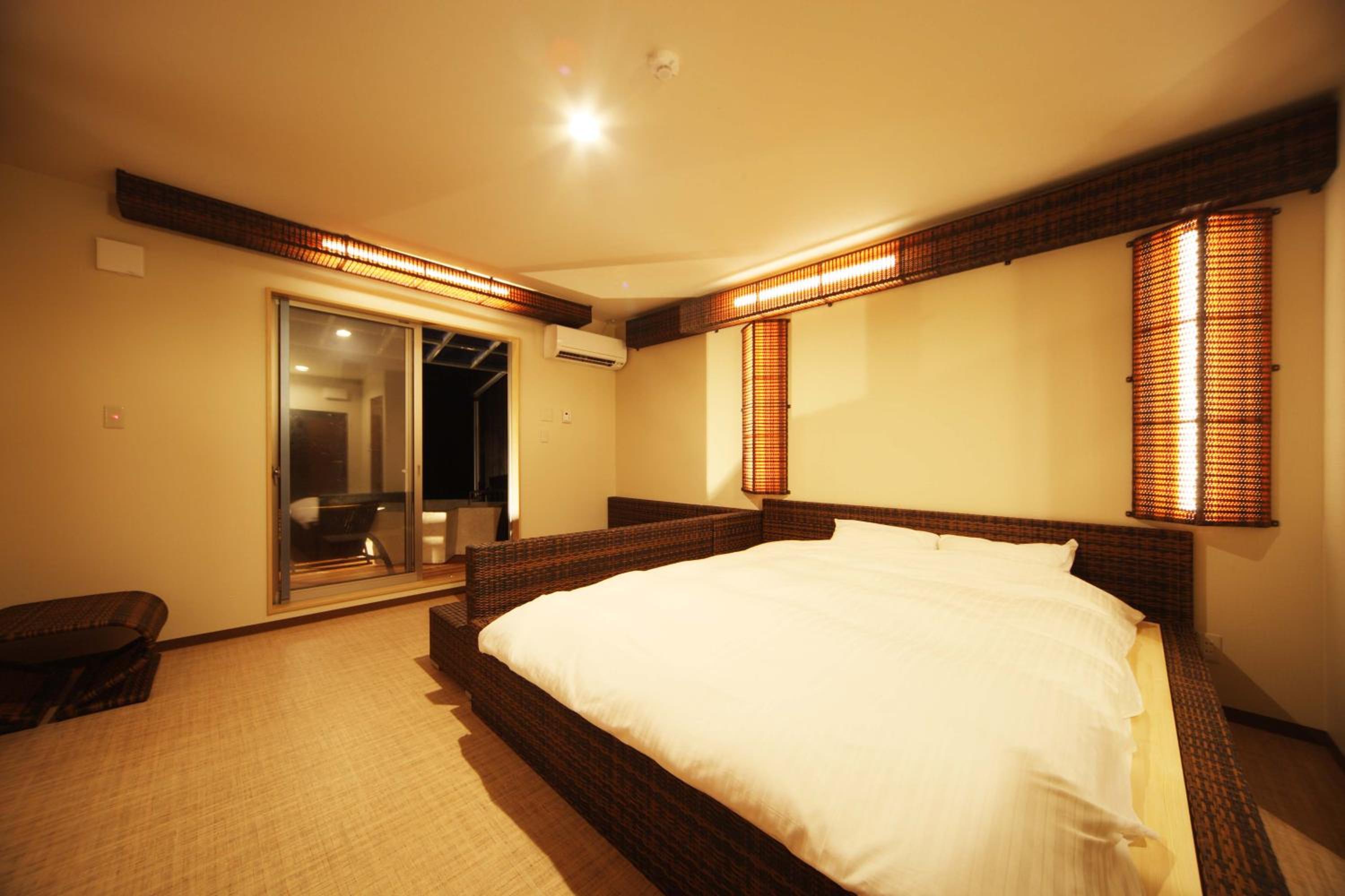 XYZ Private Spa and Seaside Resort