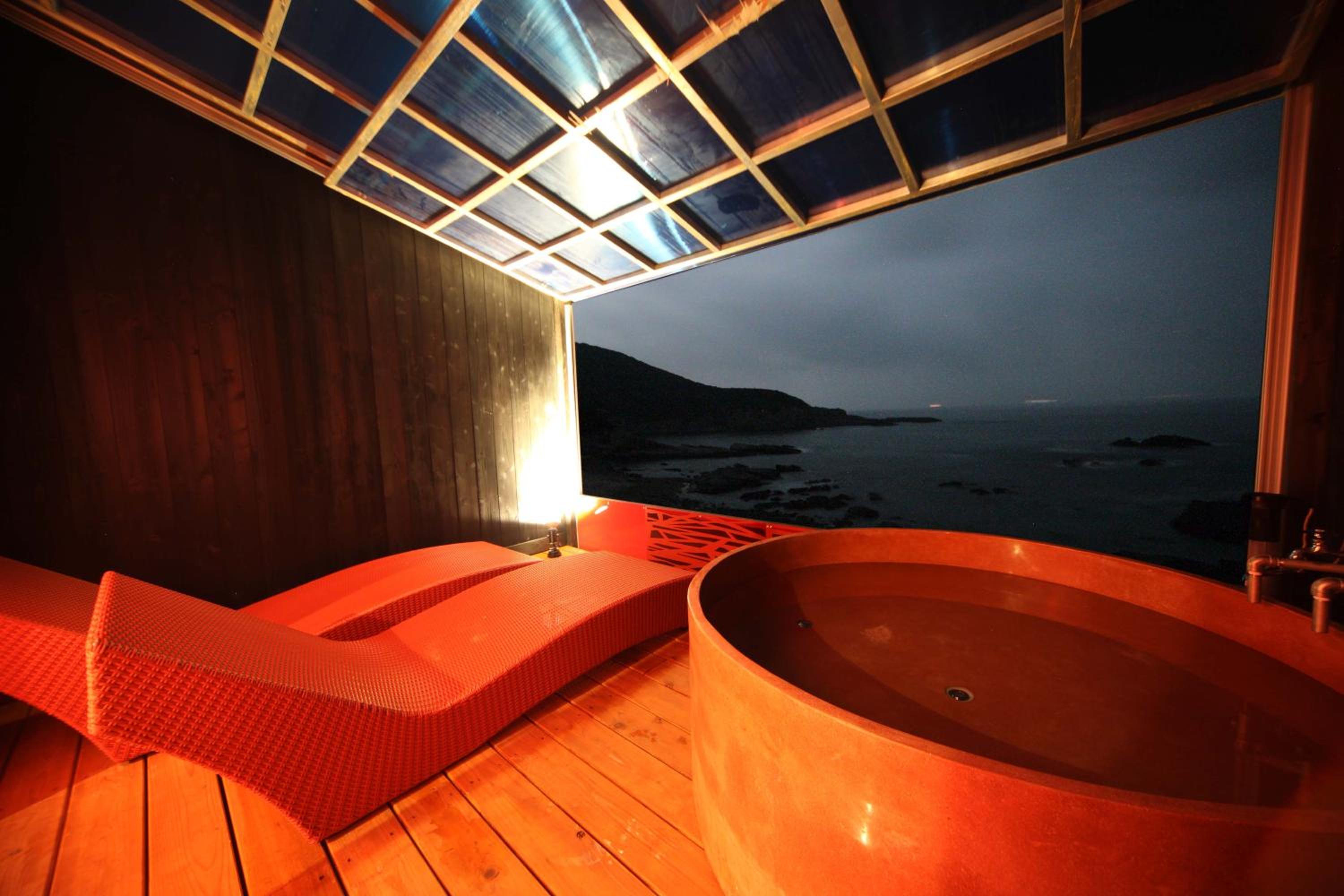XYZ Private Spa and Seaside Resort