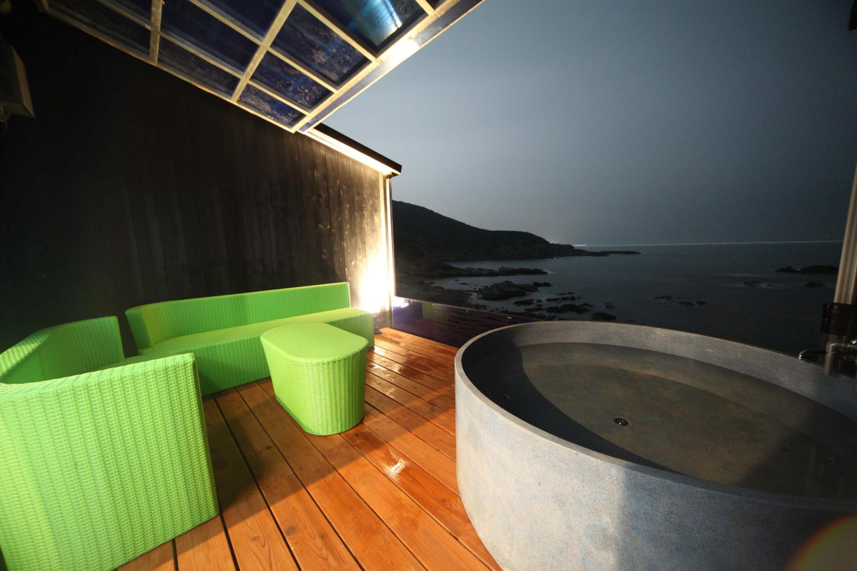 XYZ Private Spa and Seaside Resort