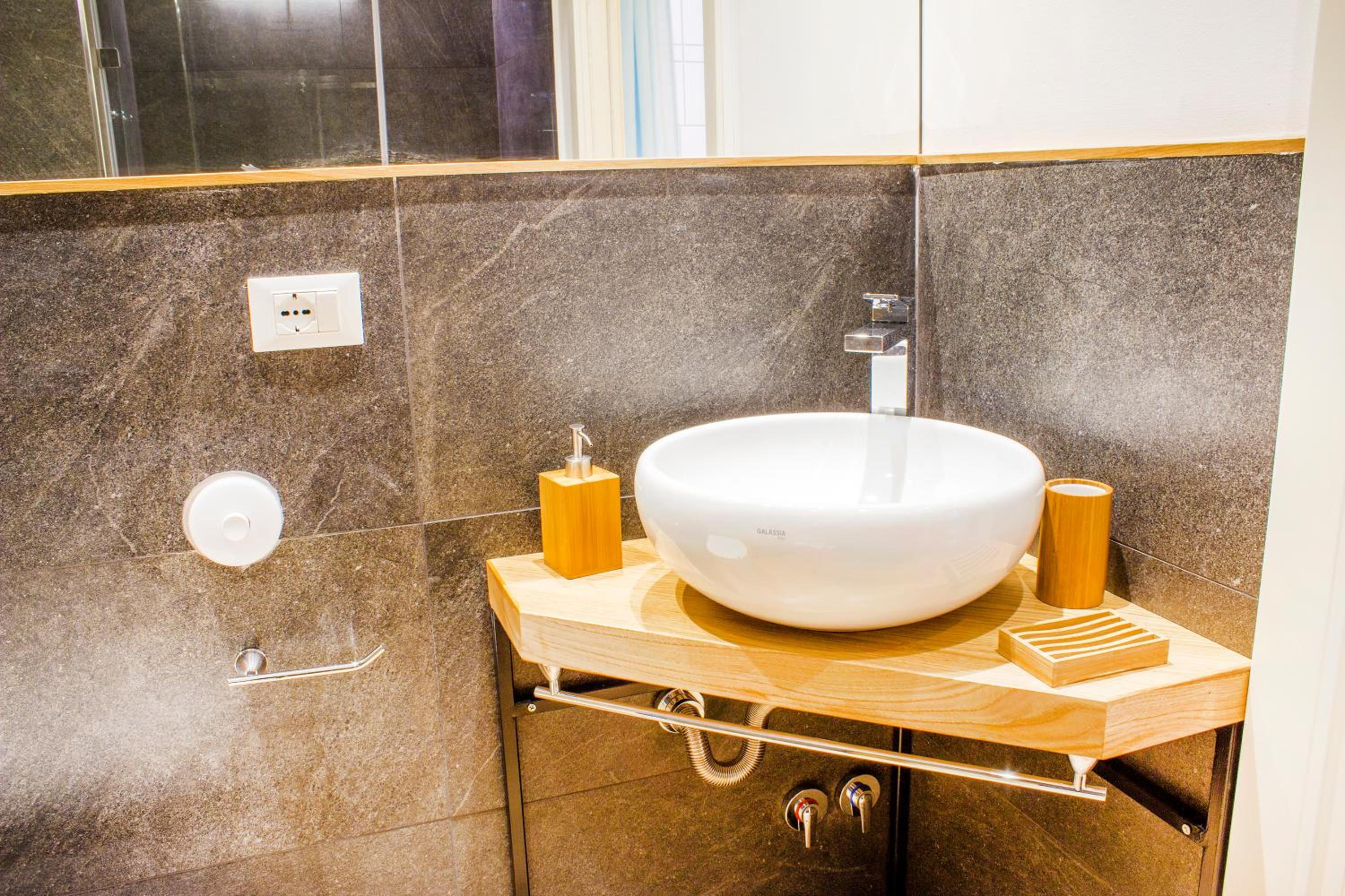 Kalamonjo Suite&Rooms