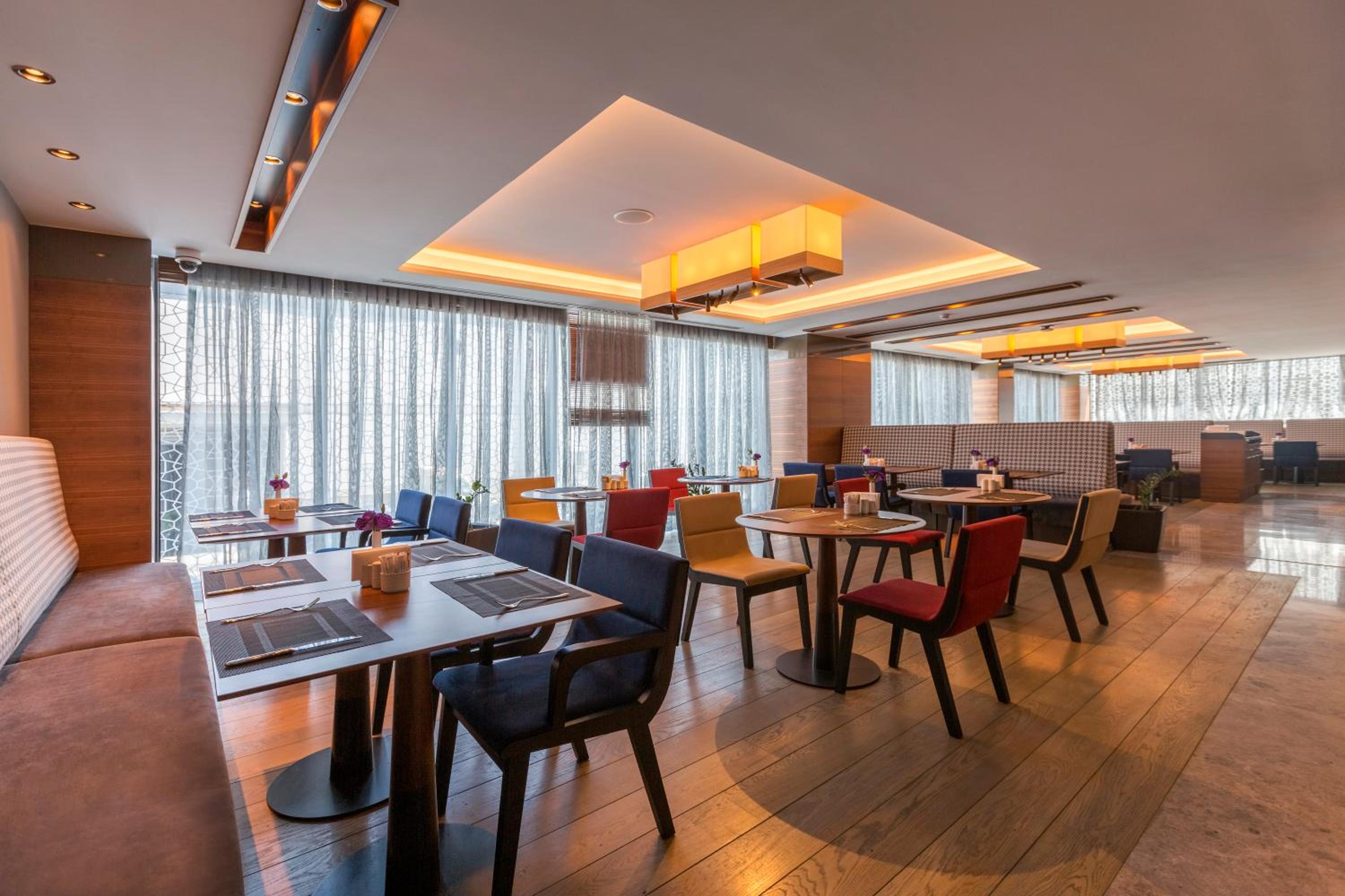 Golden Tulip İstanbul Bayrampaşa - Image 35