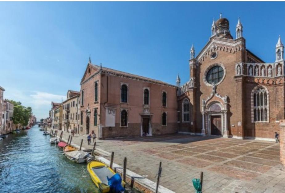 Casa Contarini