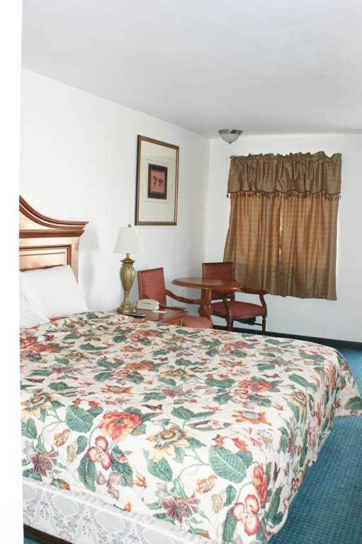 HWY Express Inn and Suites