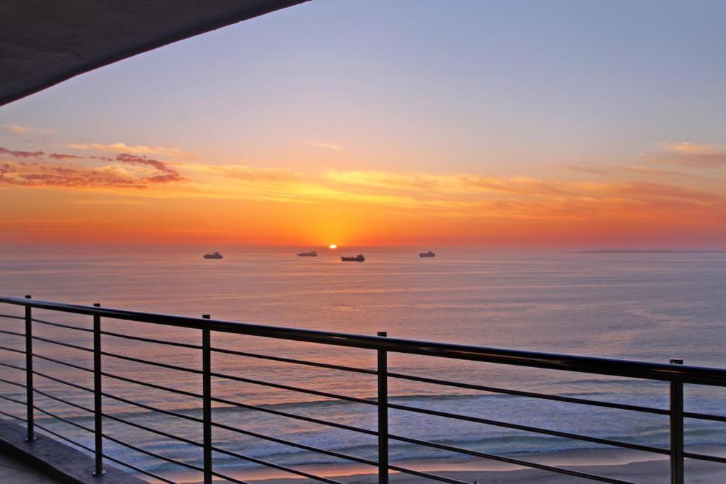 Cape Town, Blouberg Beachfront Luxury Apt - Kite Beach view 3