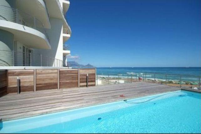 Cape Town, Blouberg Beachfront Luxury Apt - Kite Beach view 4