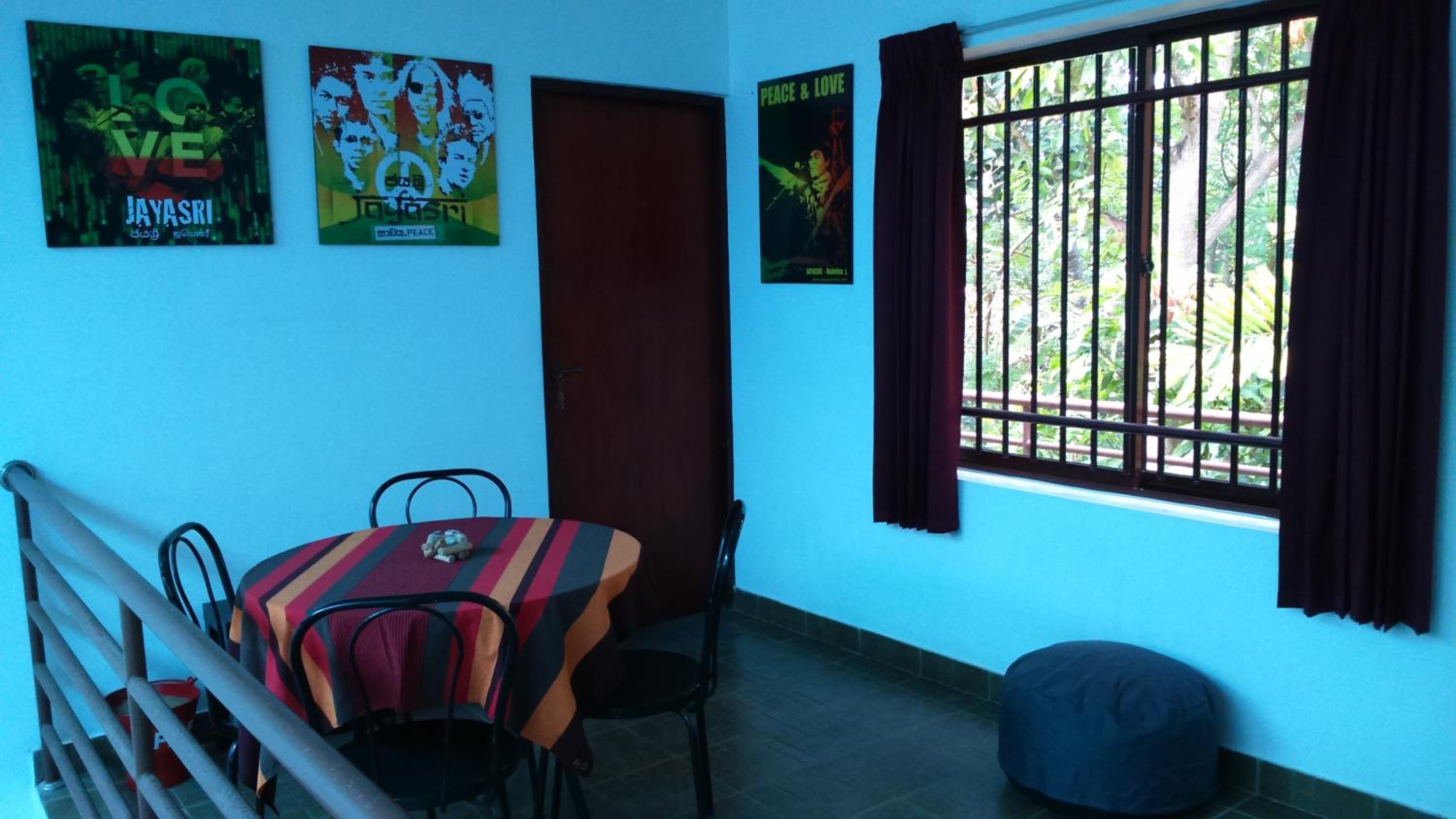 Sri Beach Bungalows And Villa