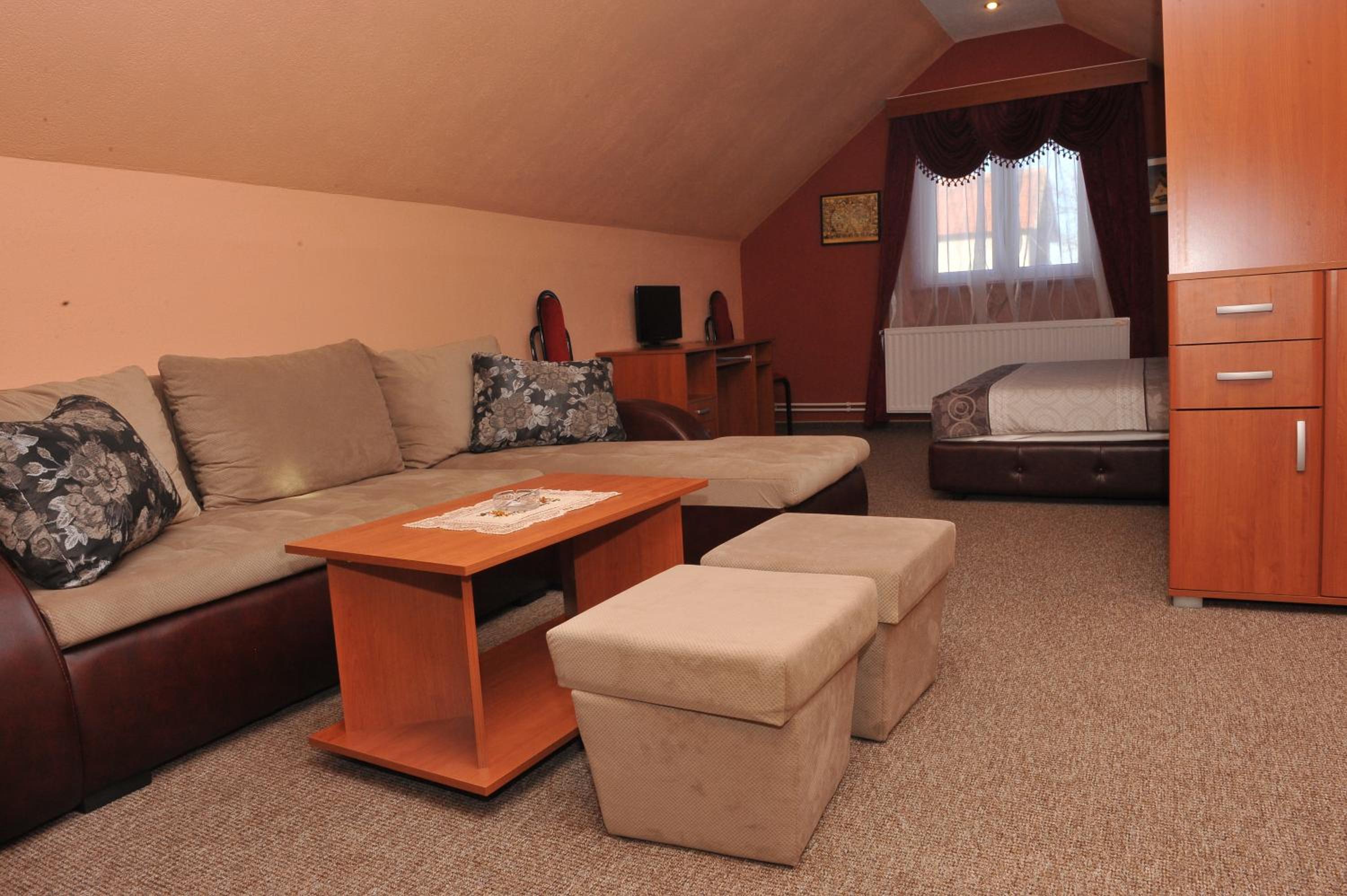 Hotel Drumski Raj