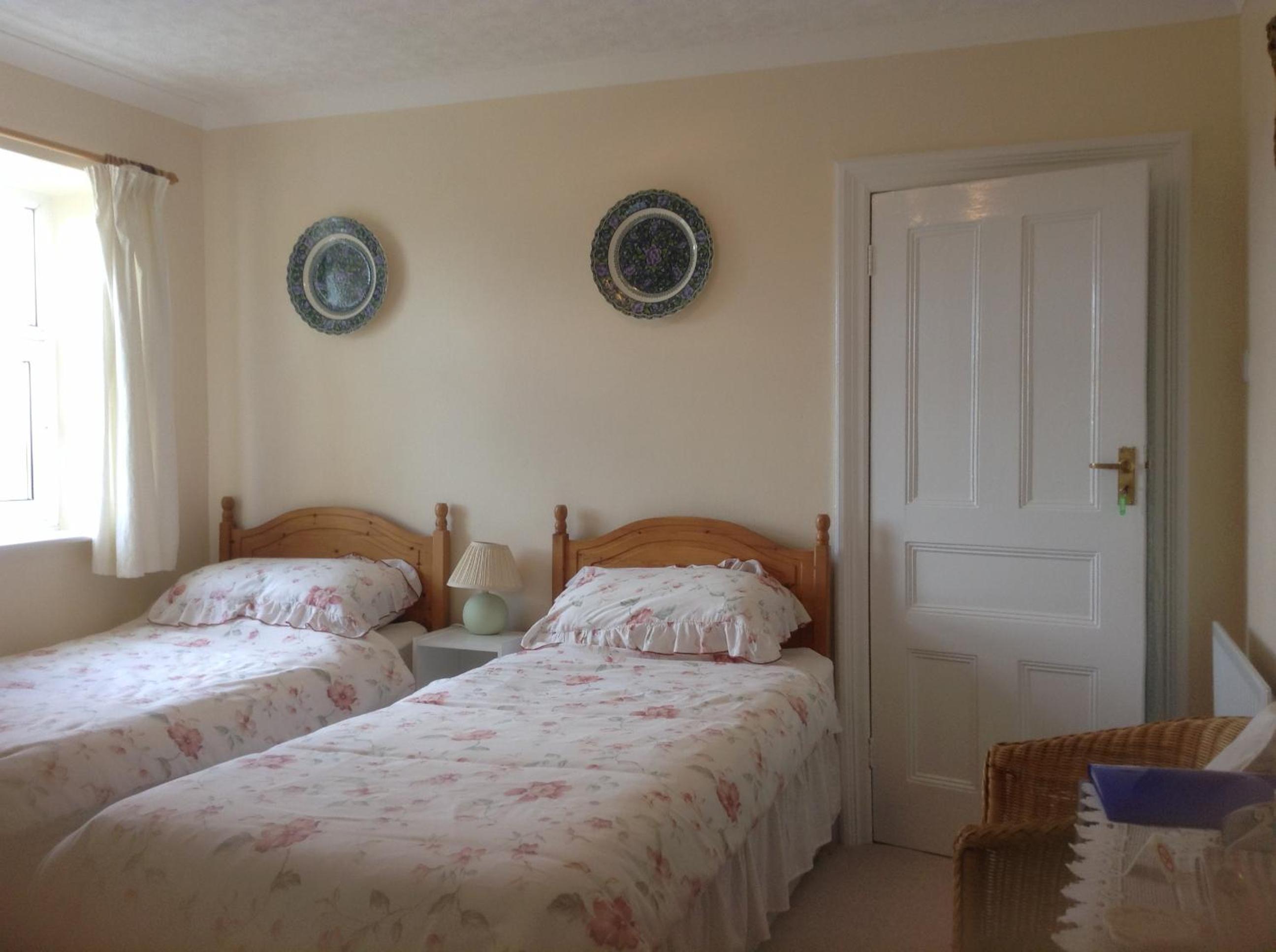Drakewalls Bed And Breakfast
