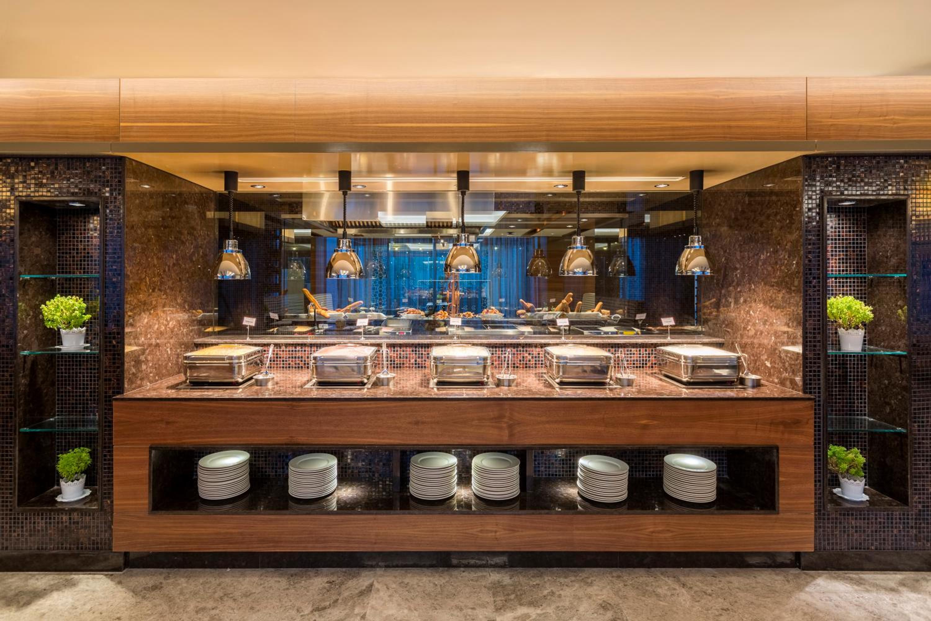 Golden Tulip İstanbul Bayrampaşa - Image 40