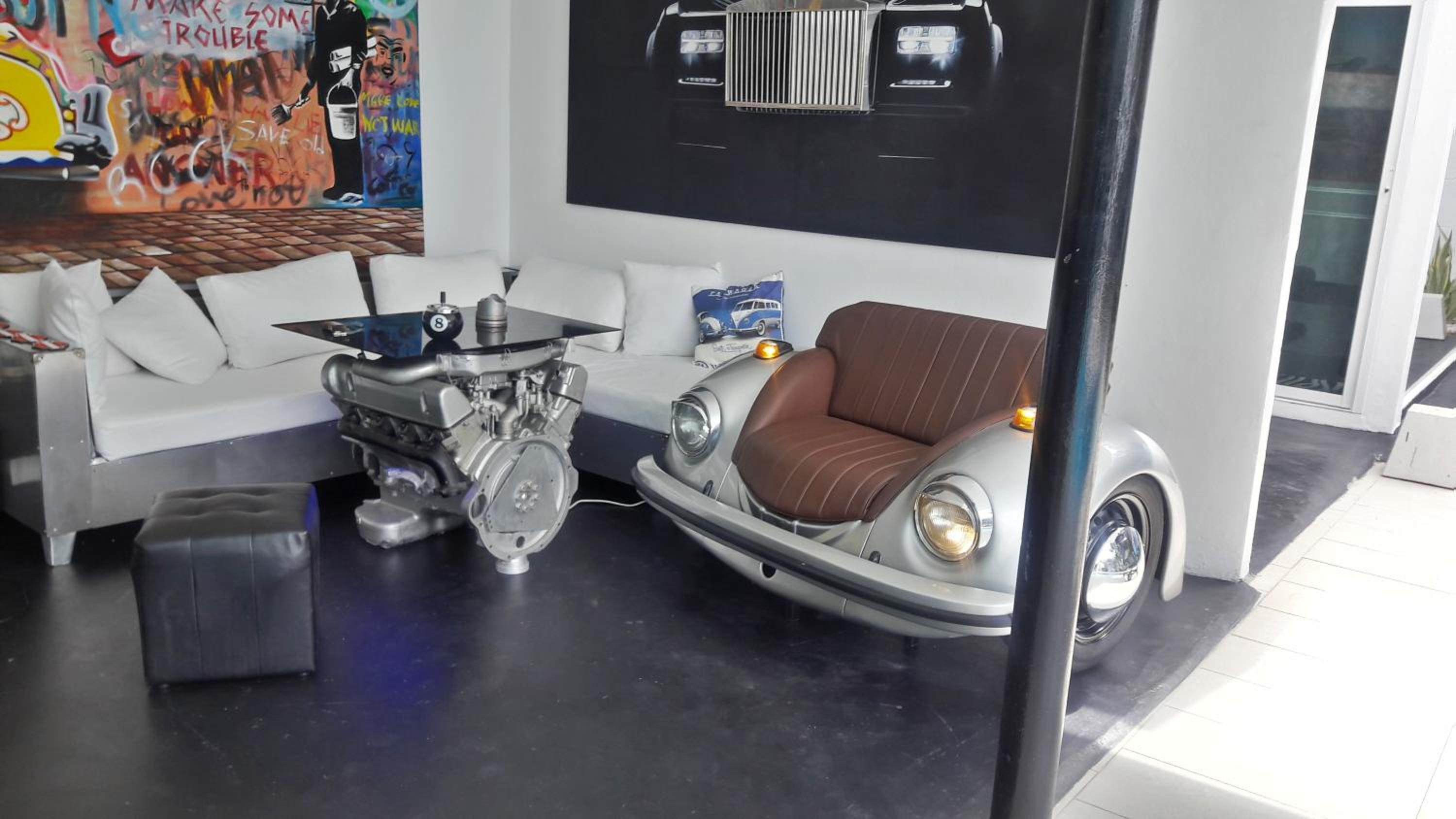 lounge