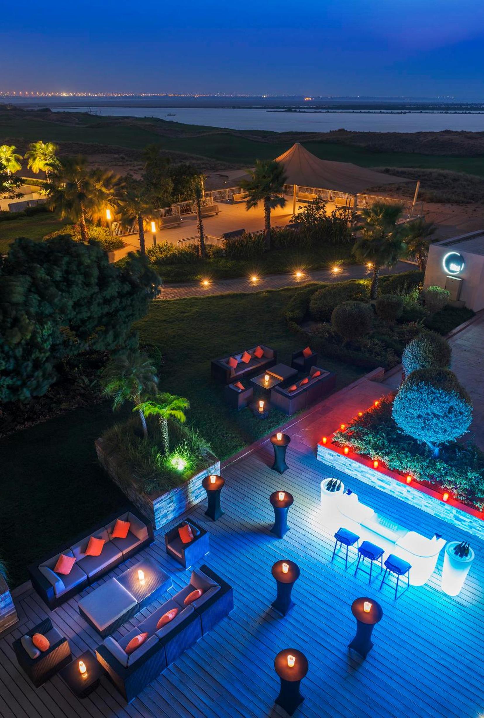 Yas Plaza Mangroves by IHG