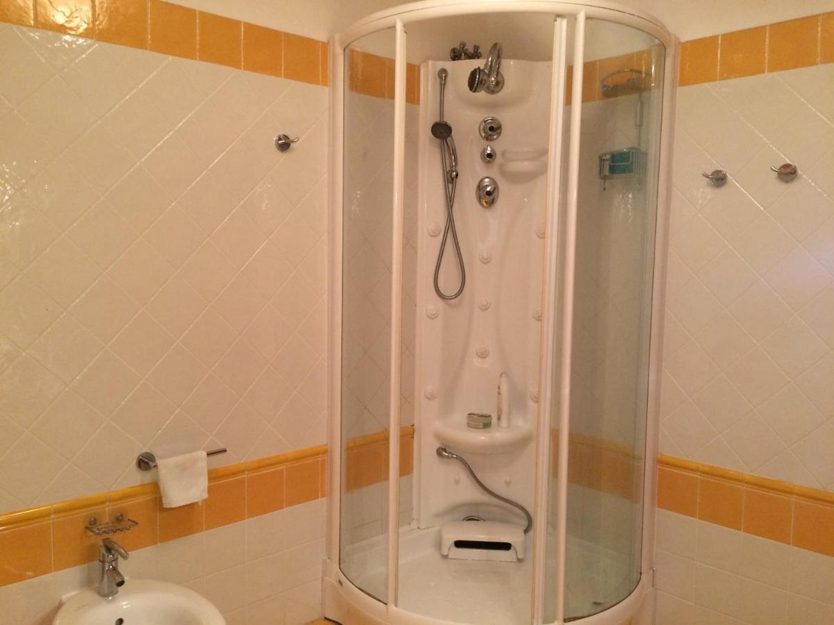 Villa con piscina a Imperia, Italy — photo 5