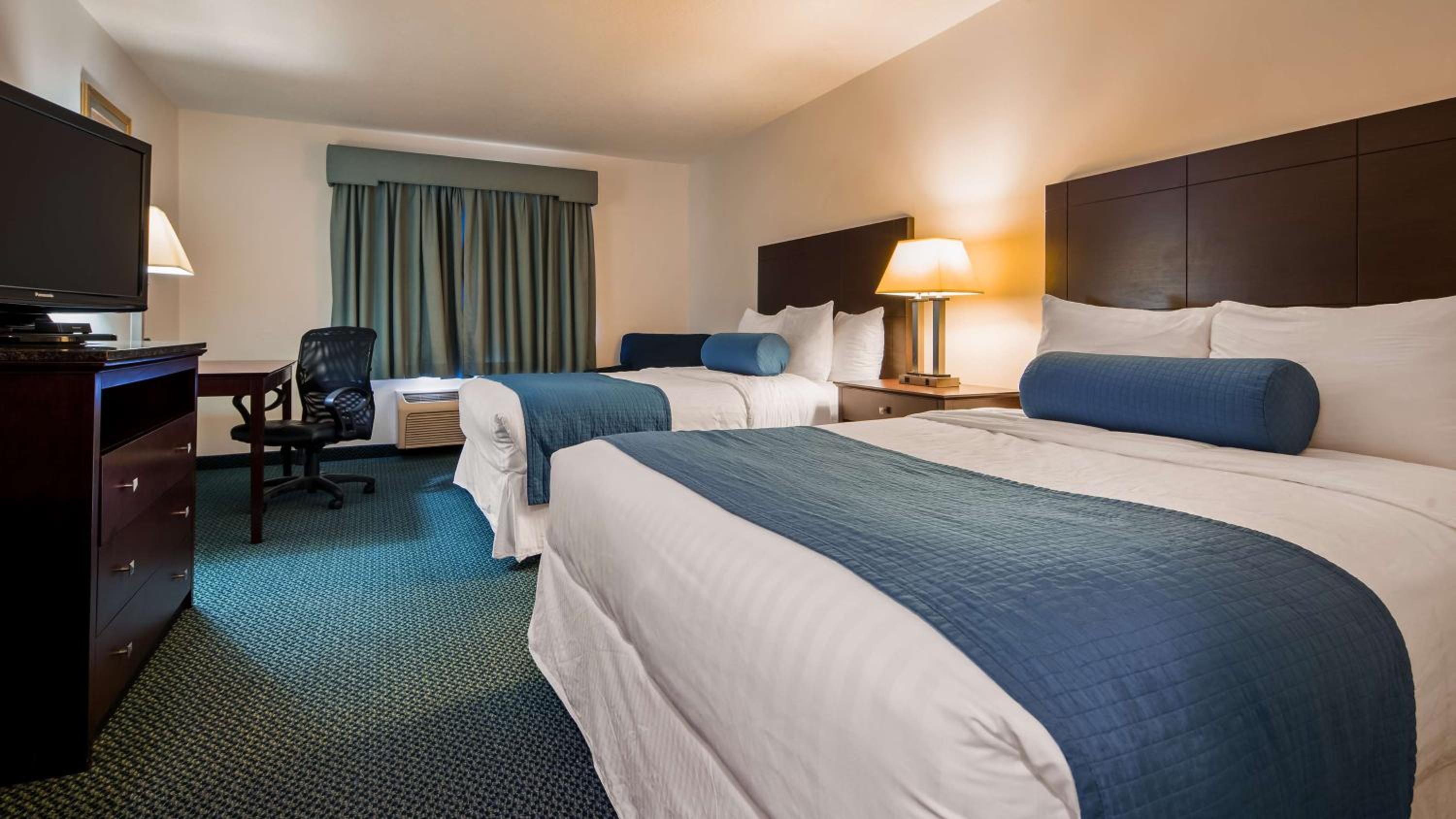 Best Western Plus Gas City - Property Image 3