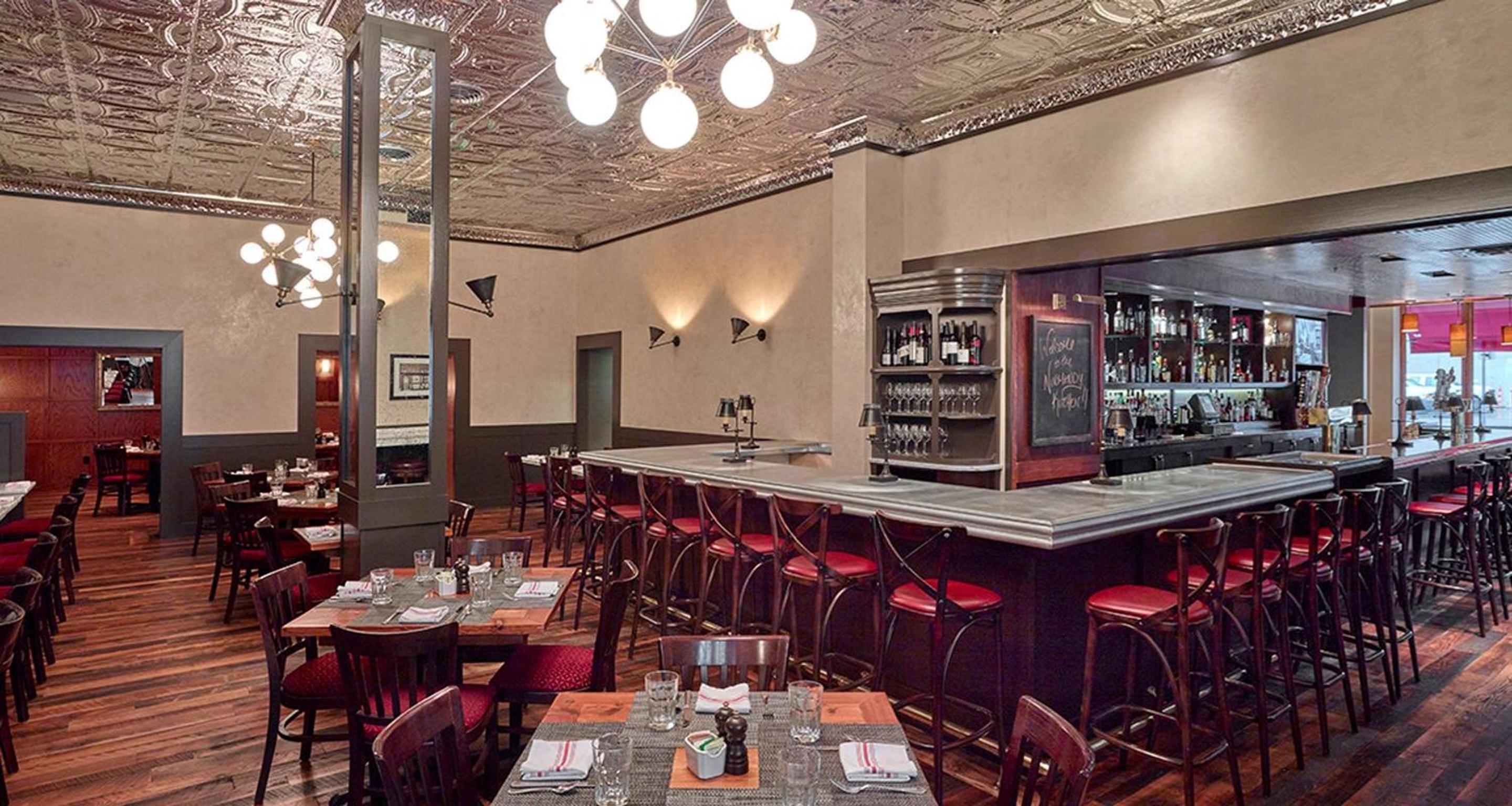 Best Western Plus The Normandy Inn & Suites 2