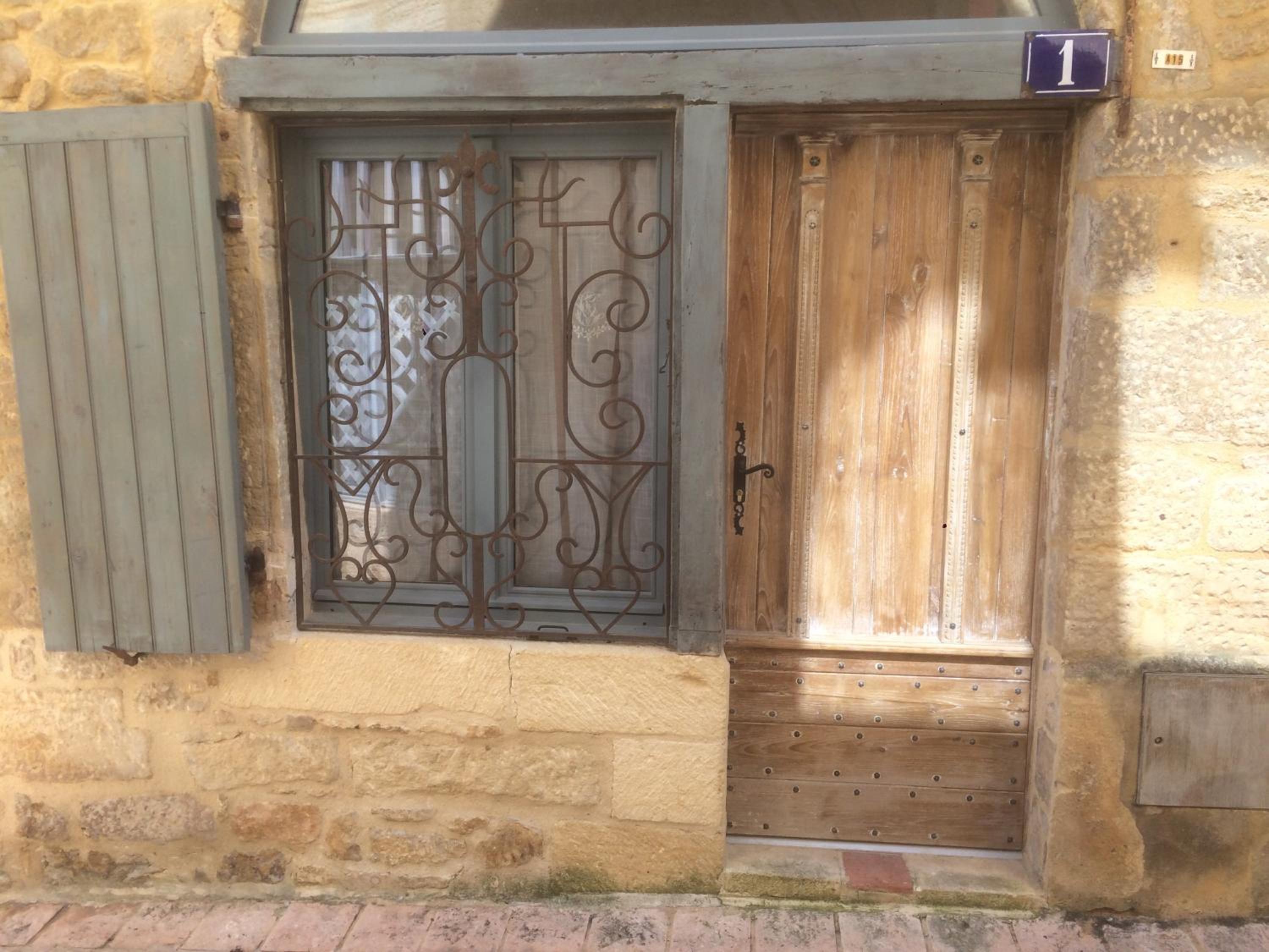 Photo 11