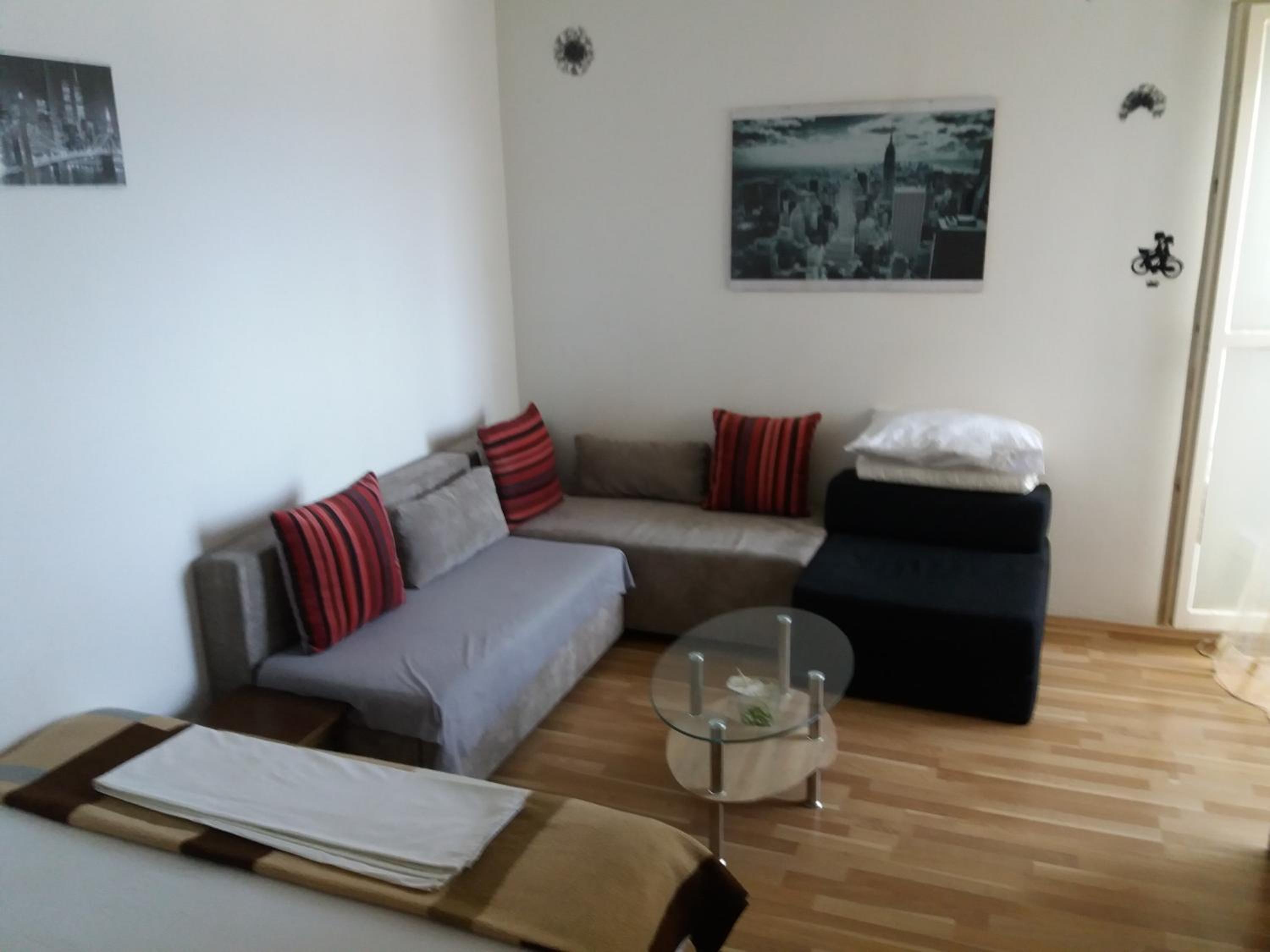 Studio Apartment Ema