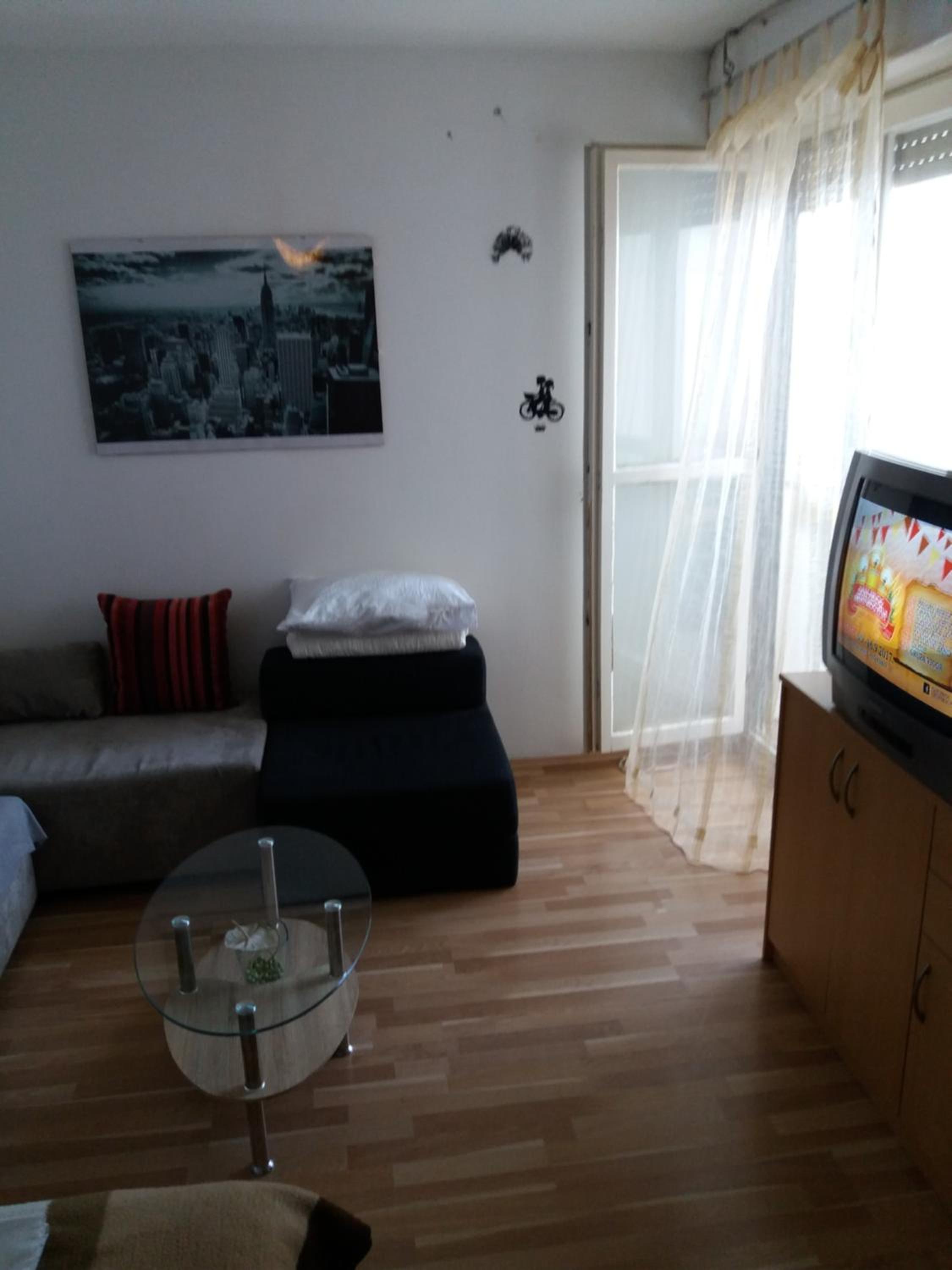 Studio Apartment Ema
