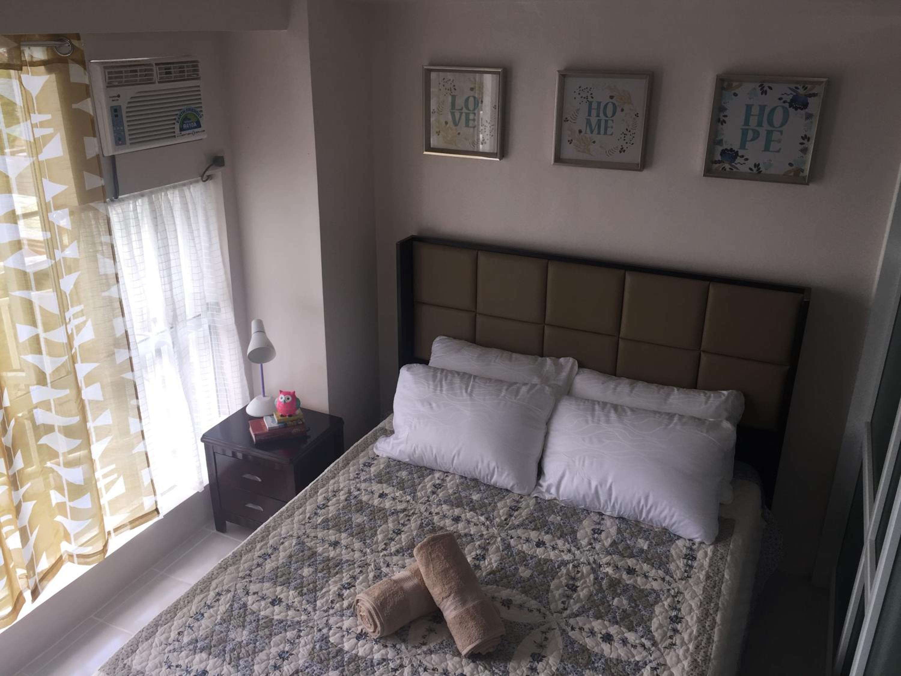 Blissful Hill Tagaytay Condotel with Netflix, Tagaytay - 11