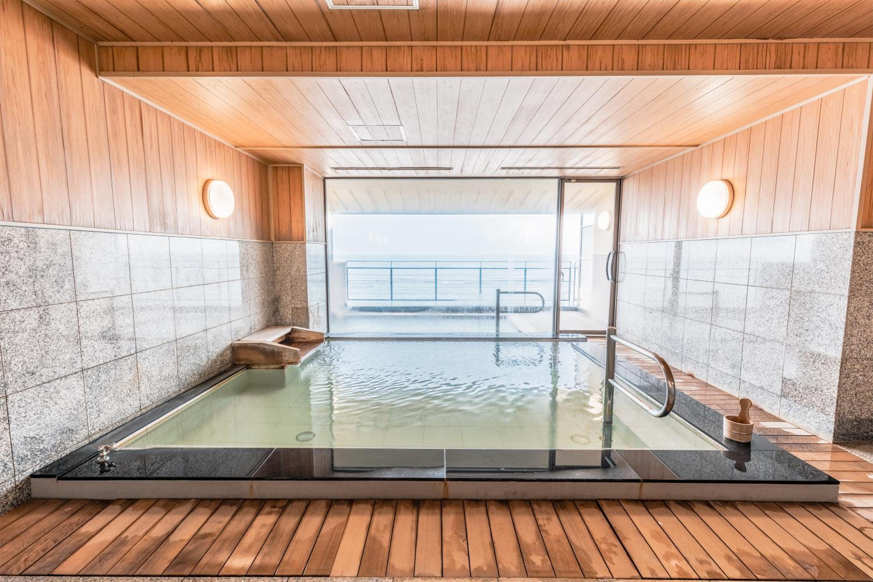 Wakamatsu Hot Spring Resort