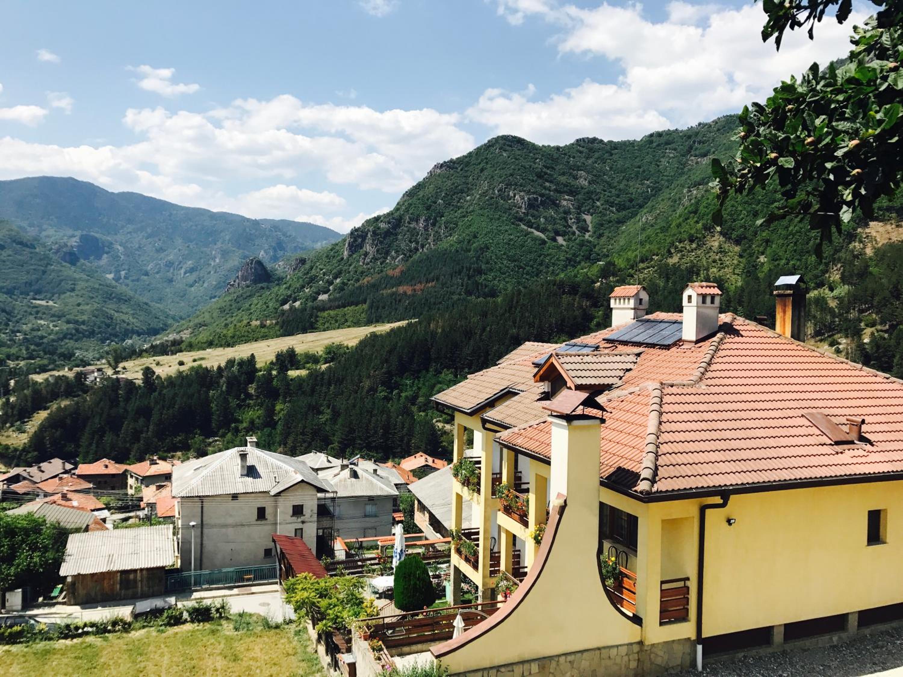 Kris Guest House