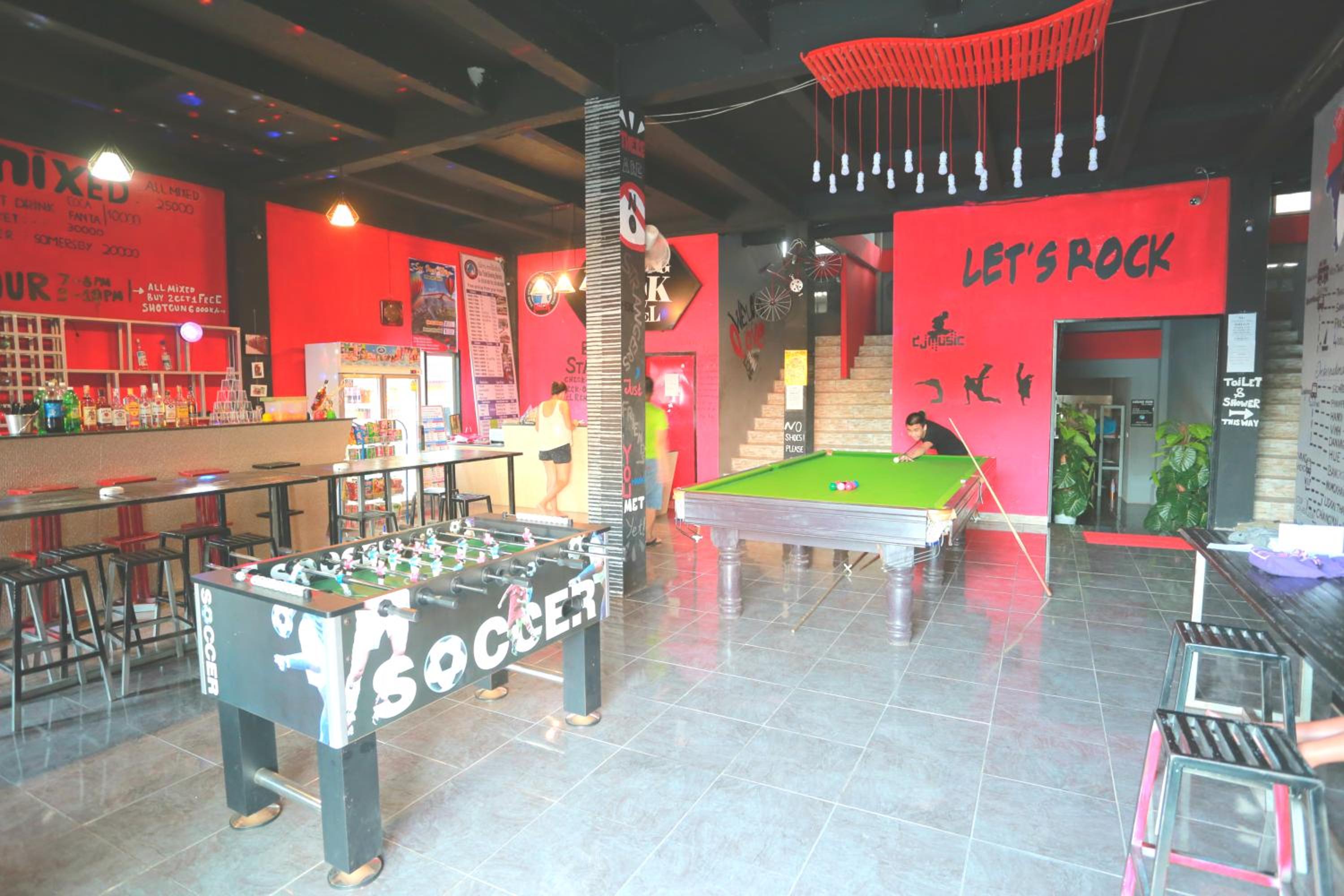 Vangvieng Rock Backpacker Rooftop Hostel