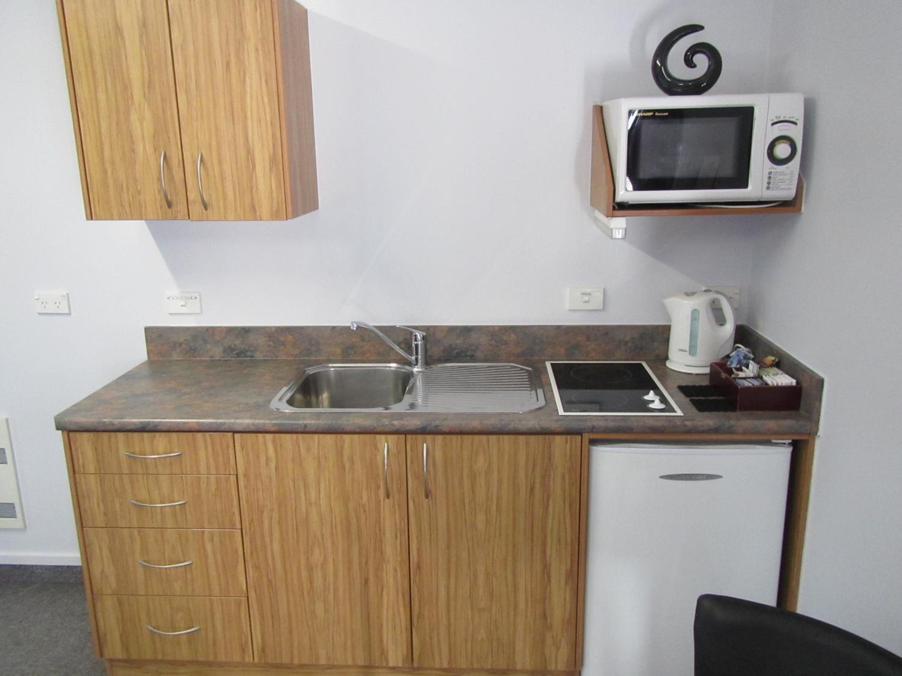 Photo 8