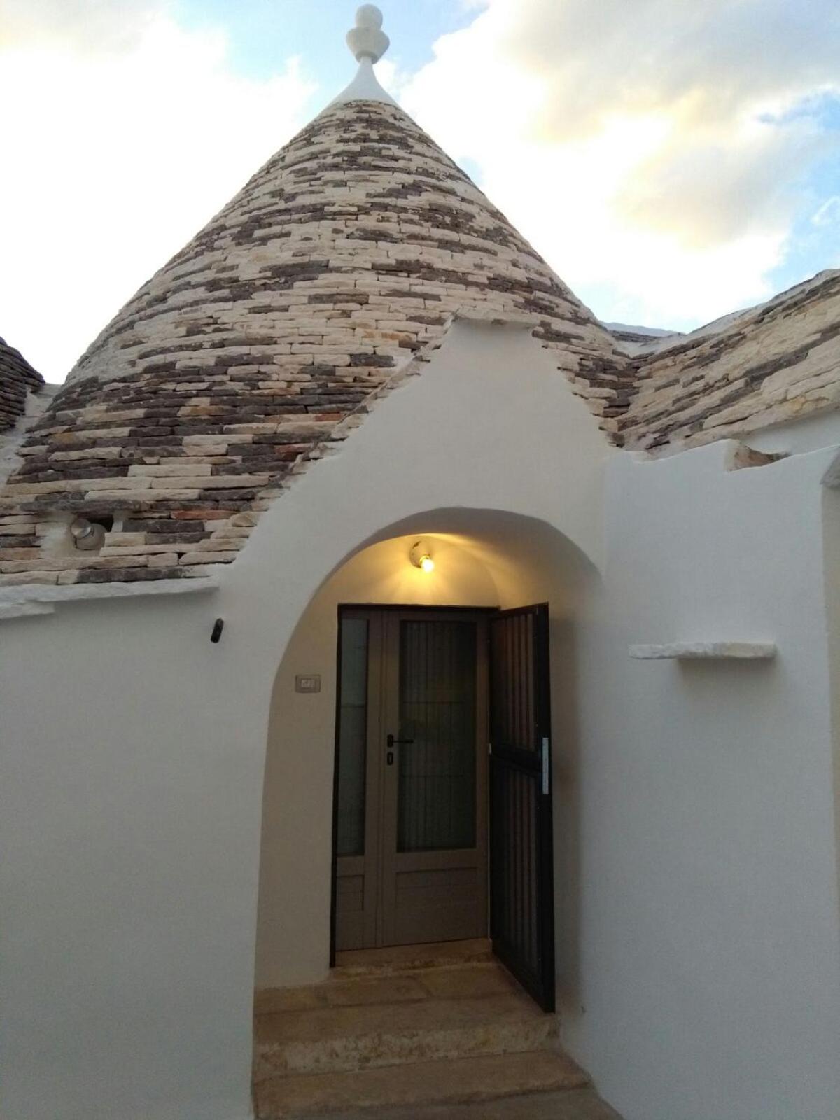 Trullo Assenzio view 5