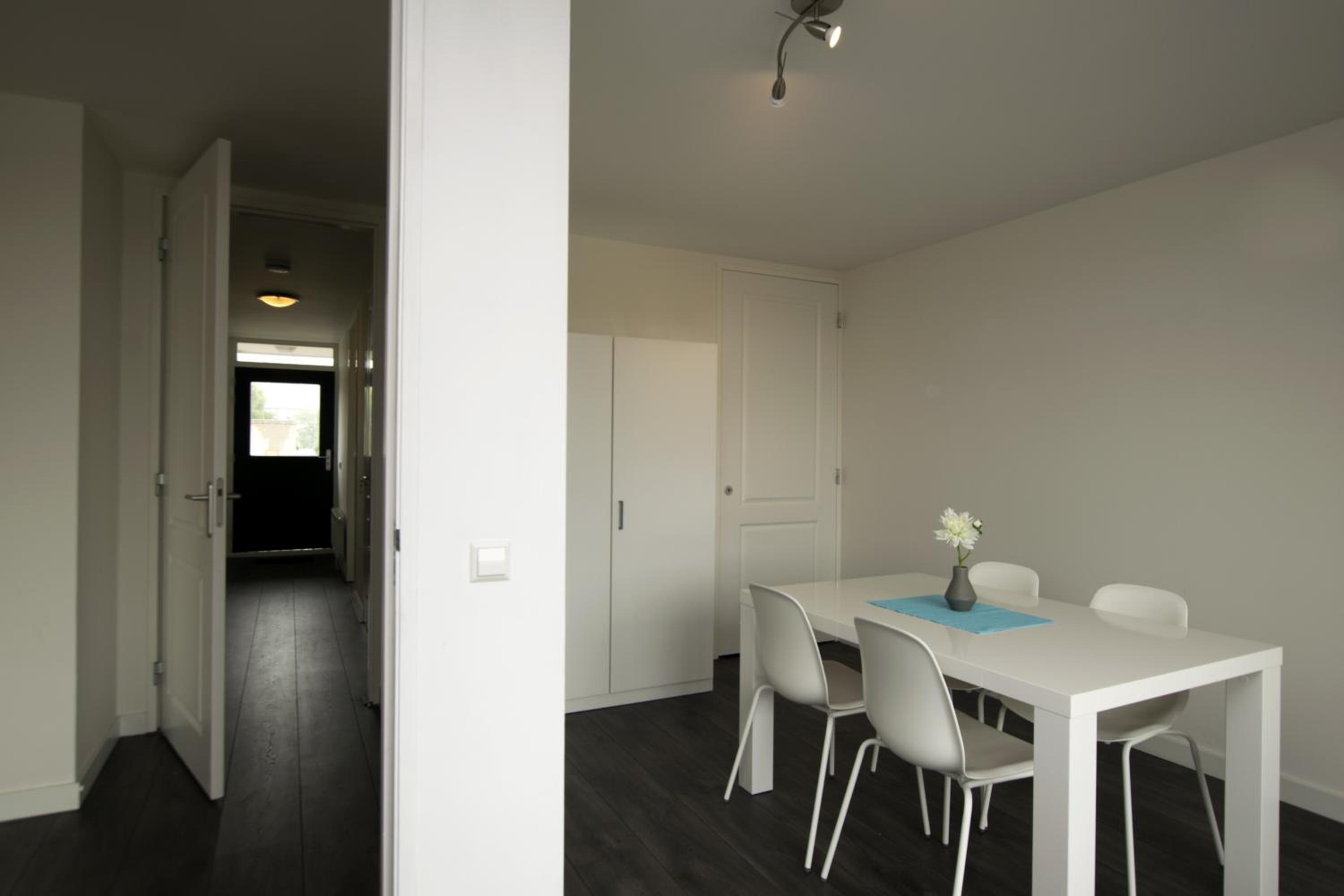 White Moon Apartment
