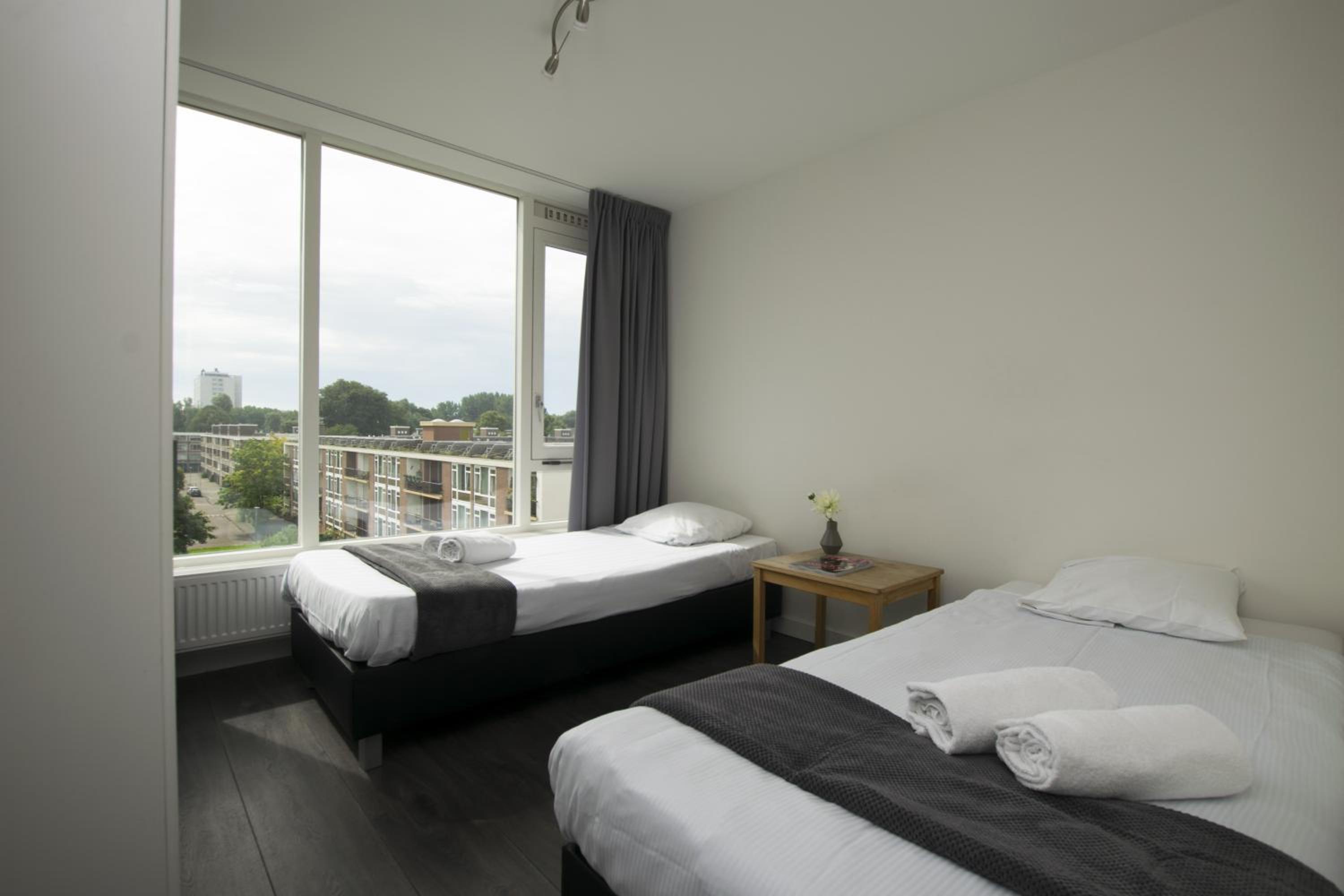 White Moon Apartment