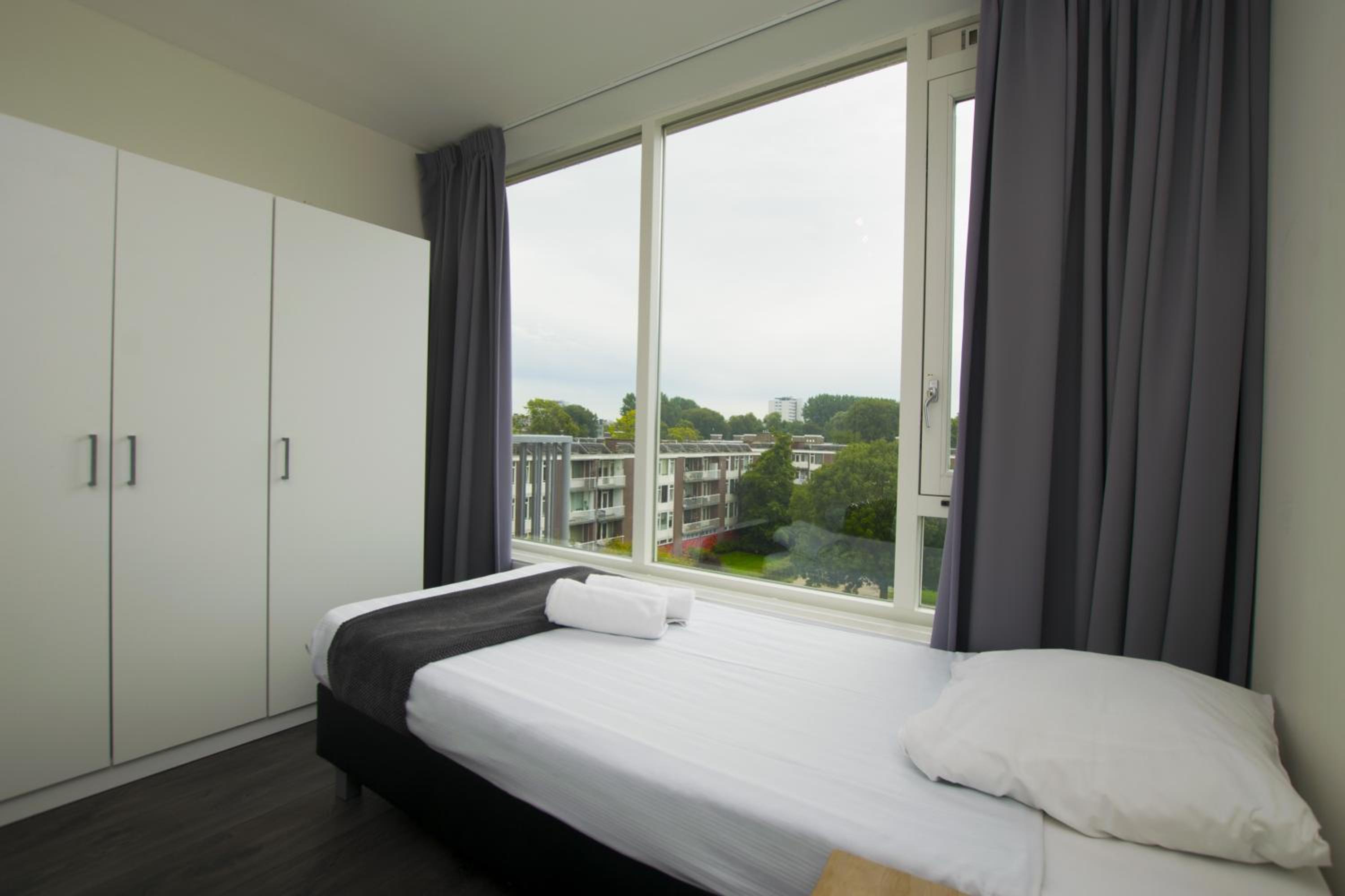 White Moon Apartment