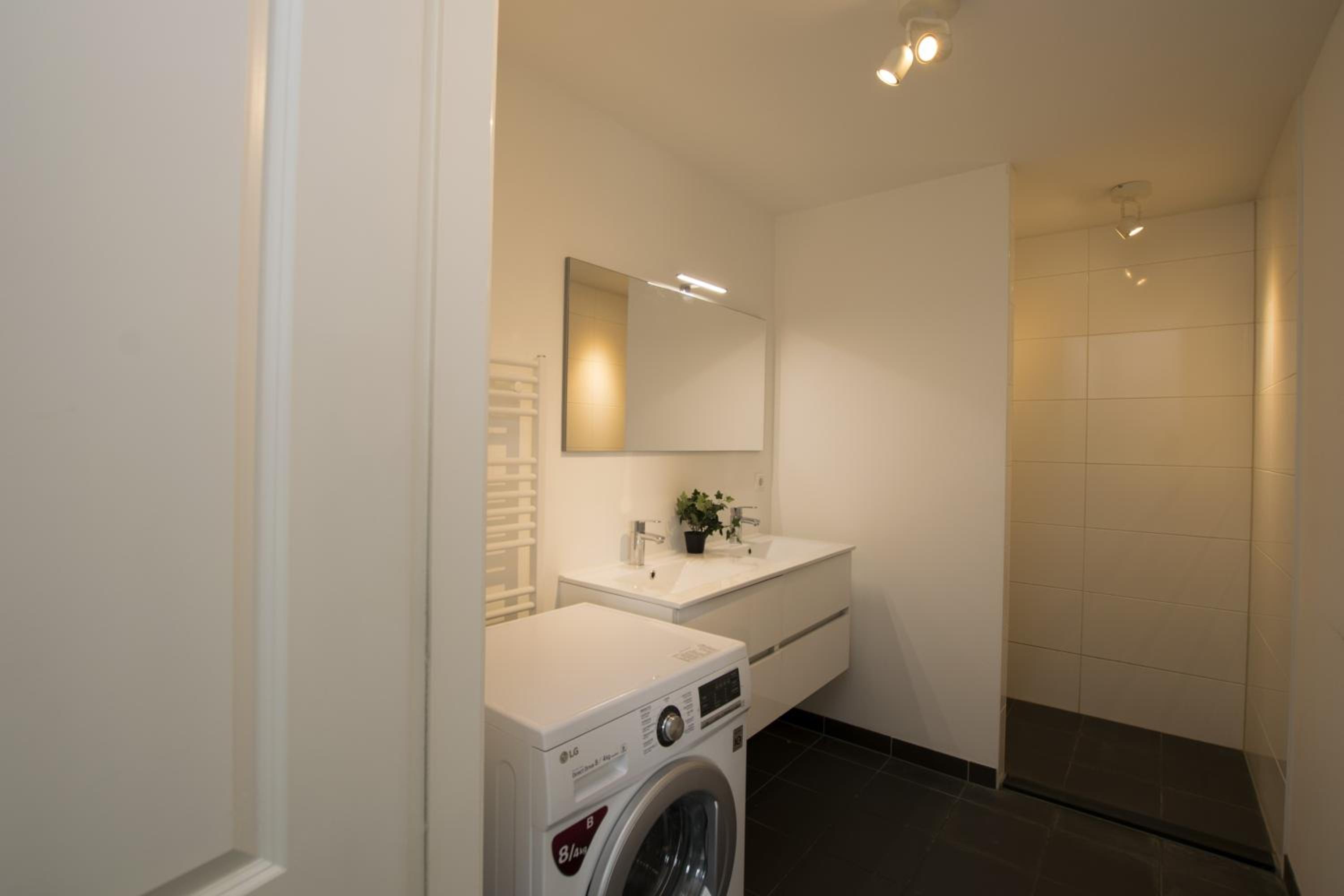 White Moon Apartment