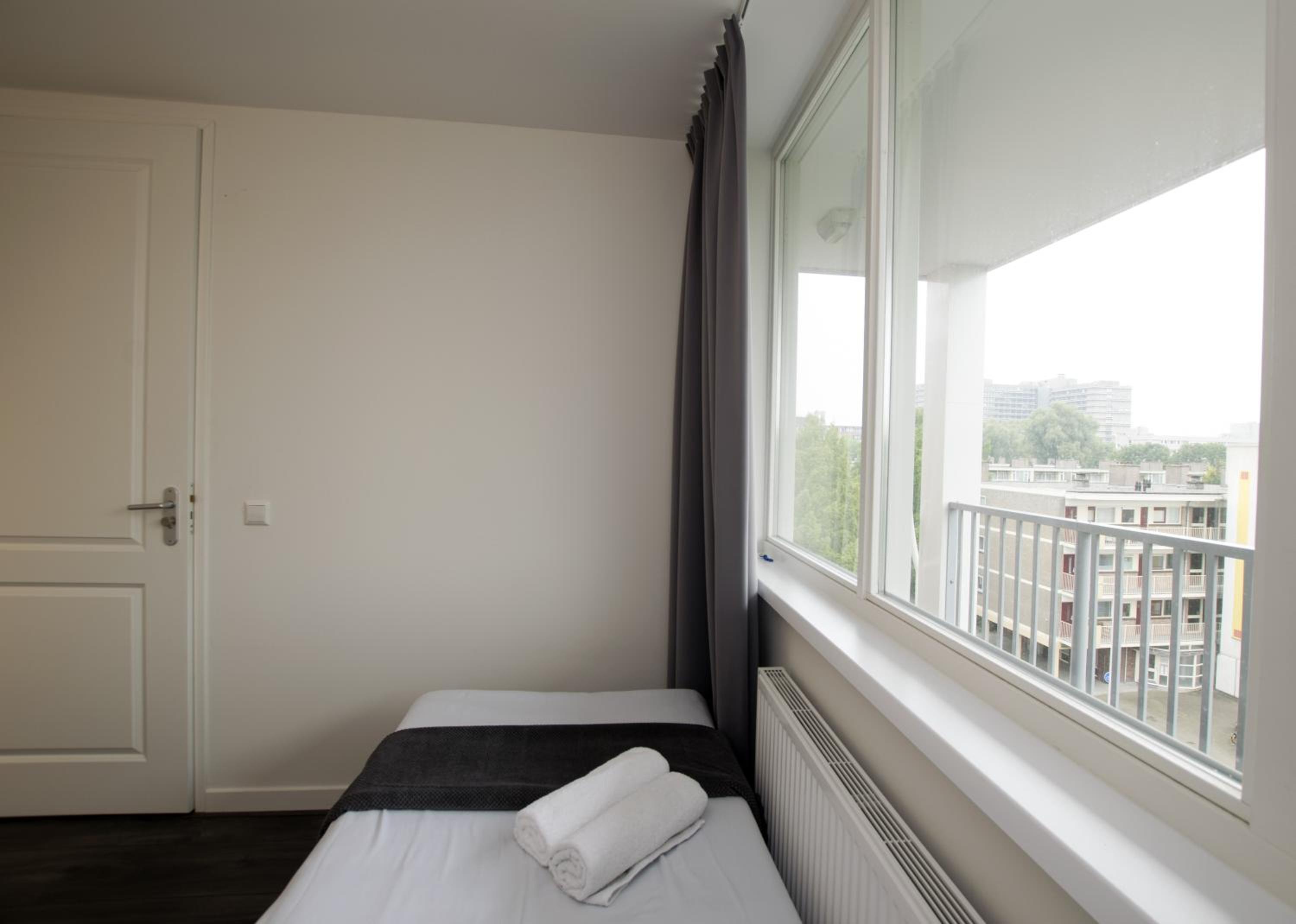White Moon Apartment