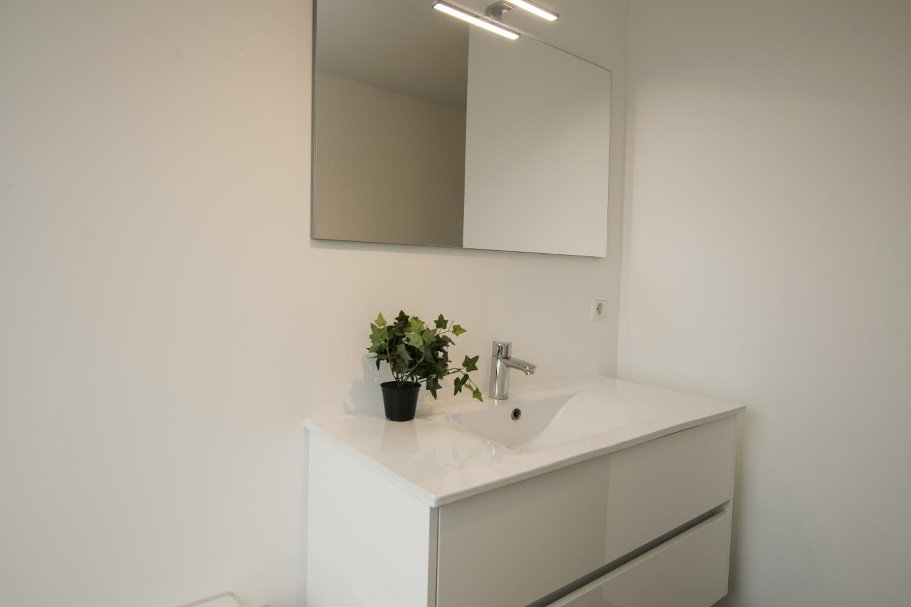 White Moon Apartment