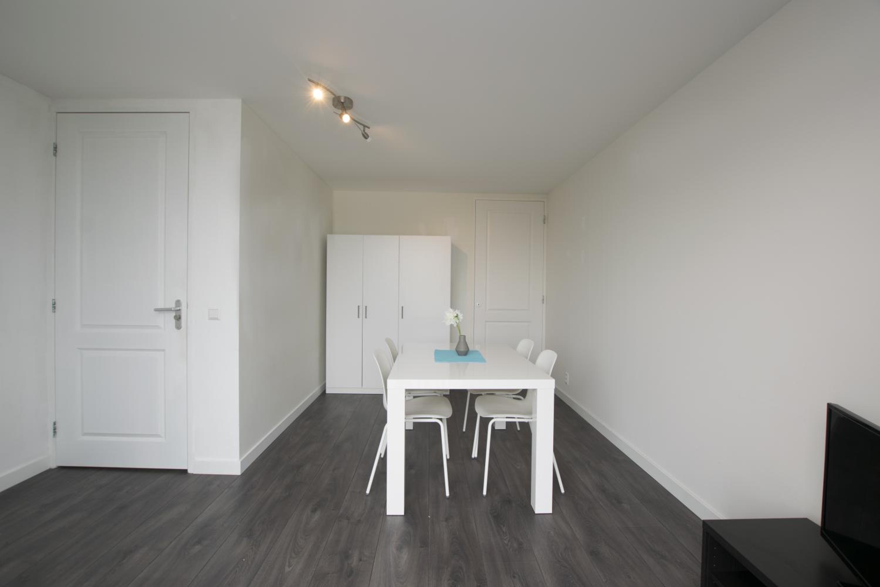 White Moon Apartment